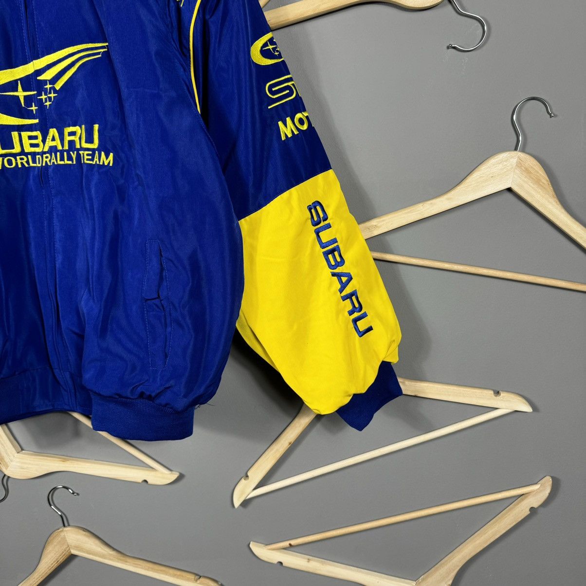 NASCAR Vintage Subaru World Rally Team STI F-1 Racing Jacket Size US XL / EU 56 / 4 - 5 Thumbnail