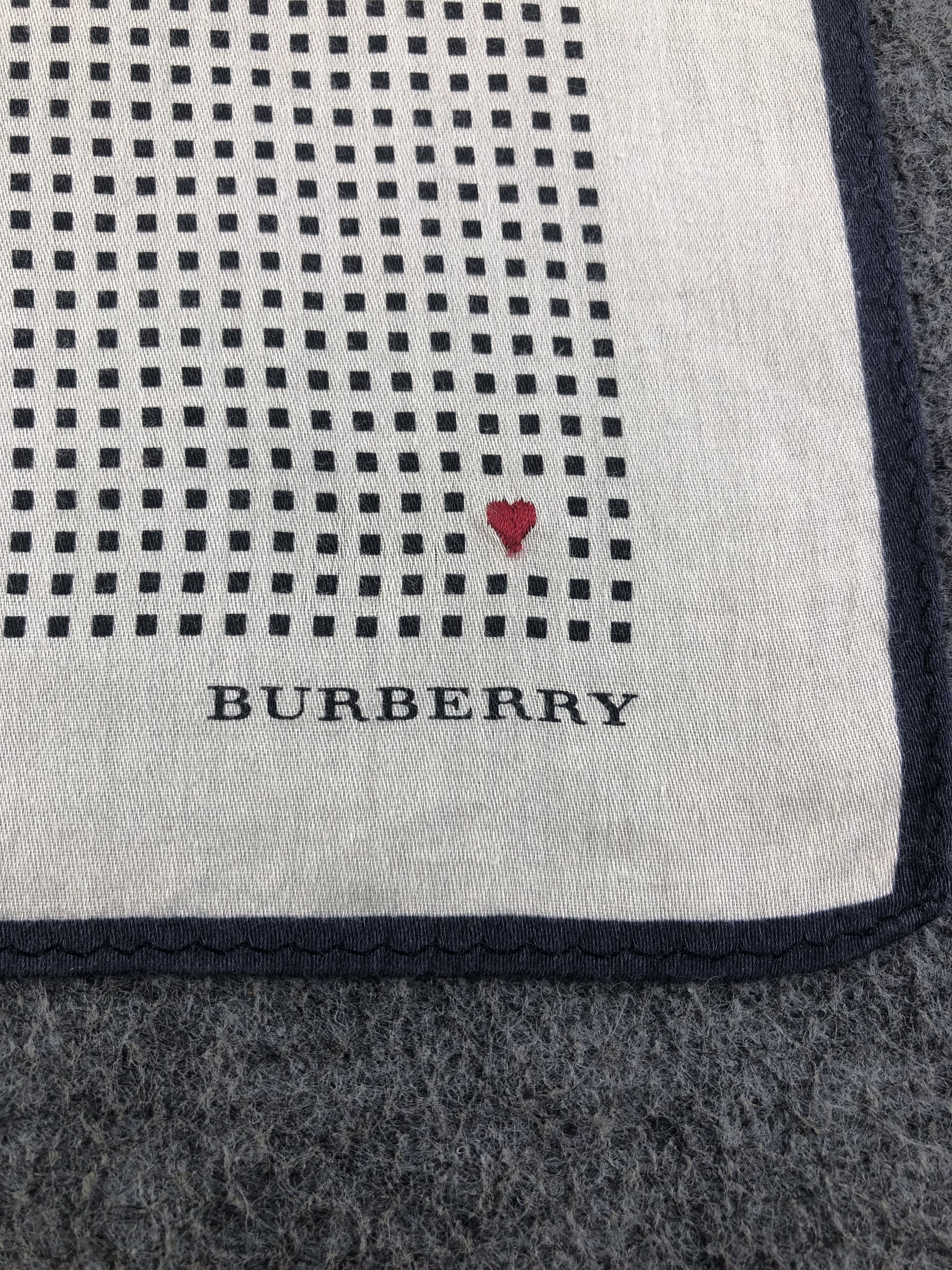 Burberry Burberry Handkerchief / Bandana / Neckerchief Size ONE SIZE - 5 Thumbnail