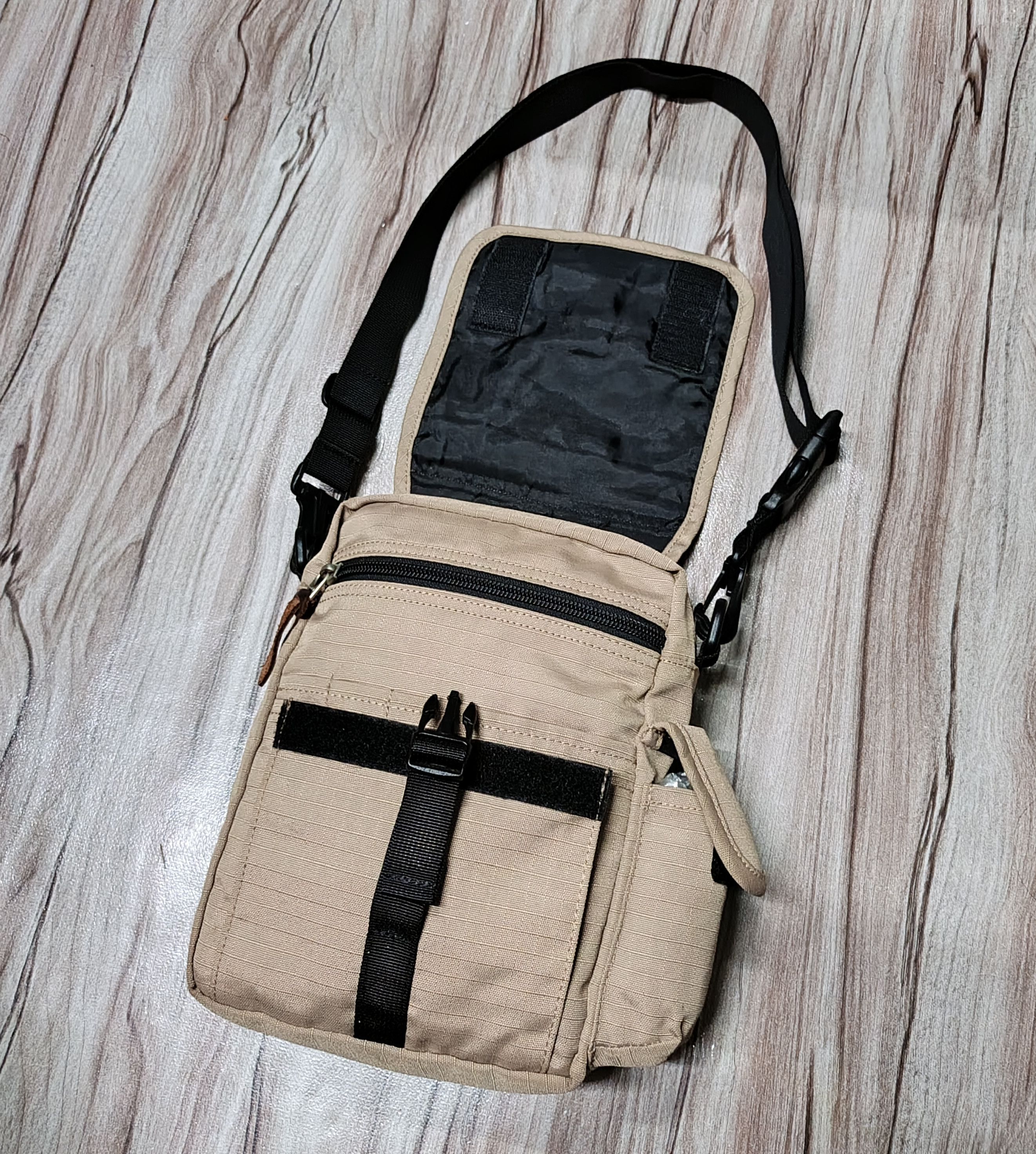 Montbell Vintage Montbell Shoulder Bag Size ONE SIZE - 9 Thumbnail