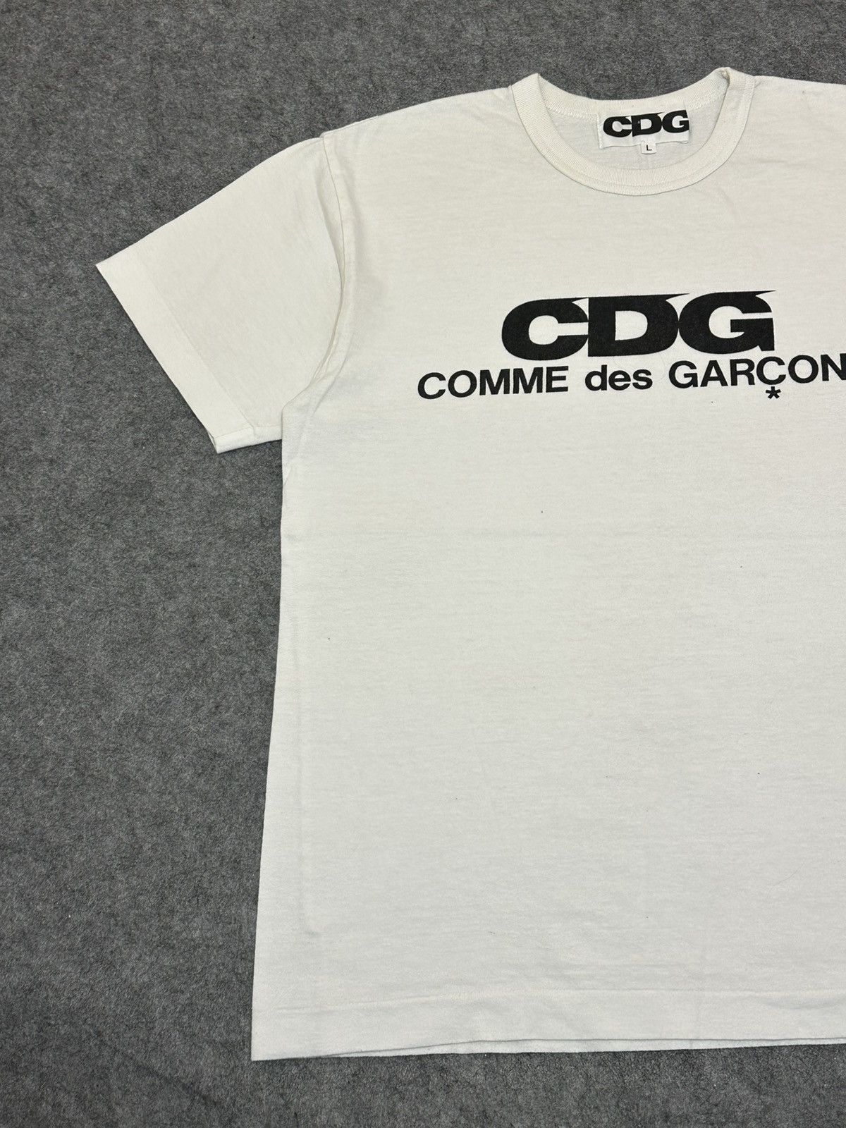 CDG by Comme des Garcons Comme des Garçons CDG white t-shirt. Size US L / EU 52-54 / 3 - 3 Thumbnail