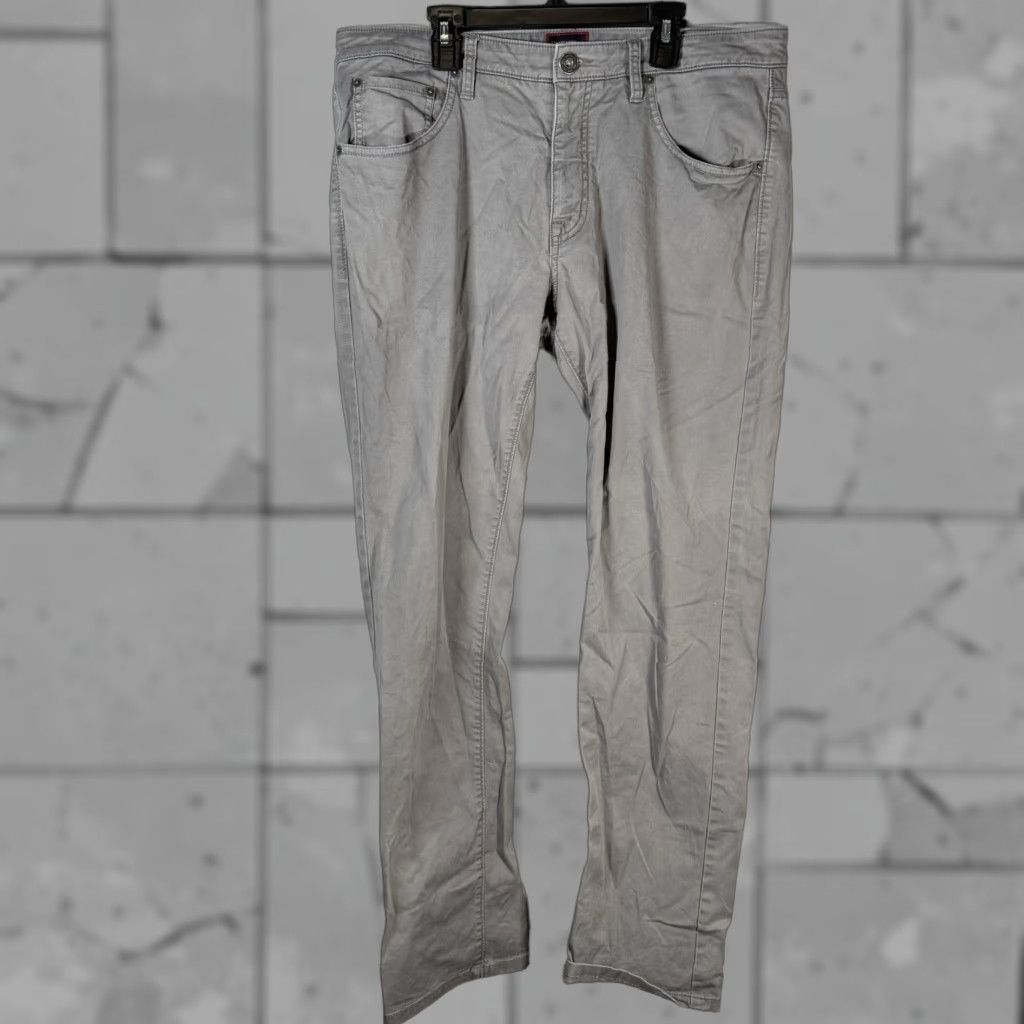 UNTUCKit UNTUCKit Gray Chino Pants Mens Size 34x32 Casual Cotton Regular Size US 34 / EU 50 - 1 Thumbnail