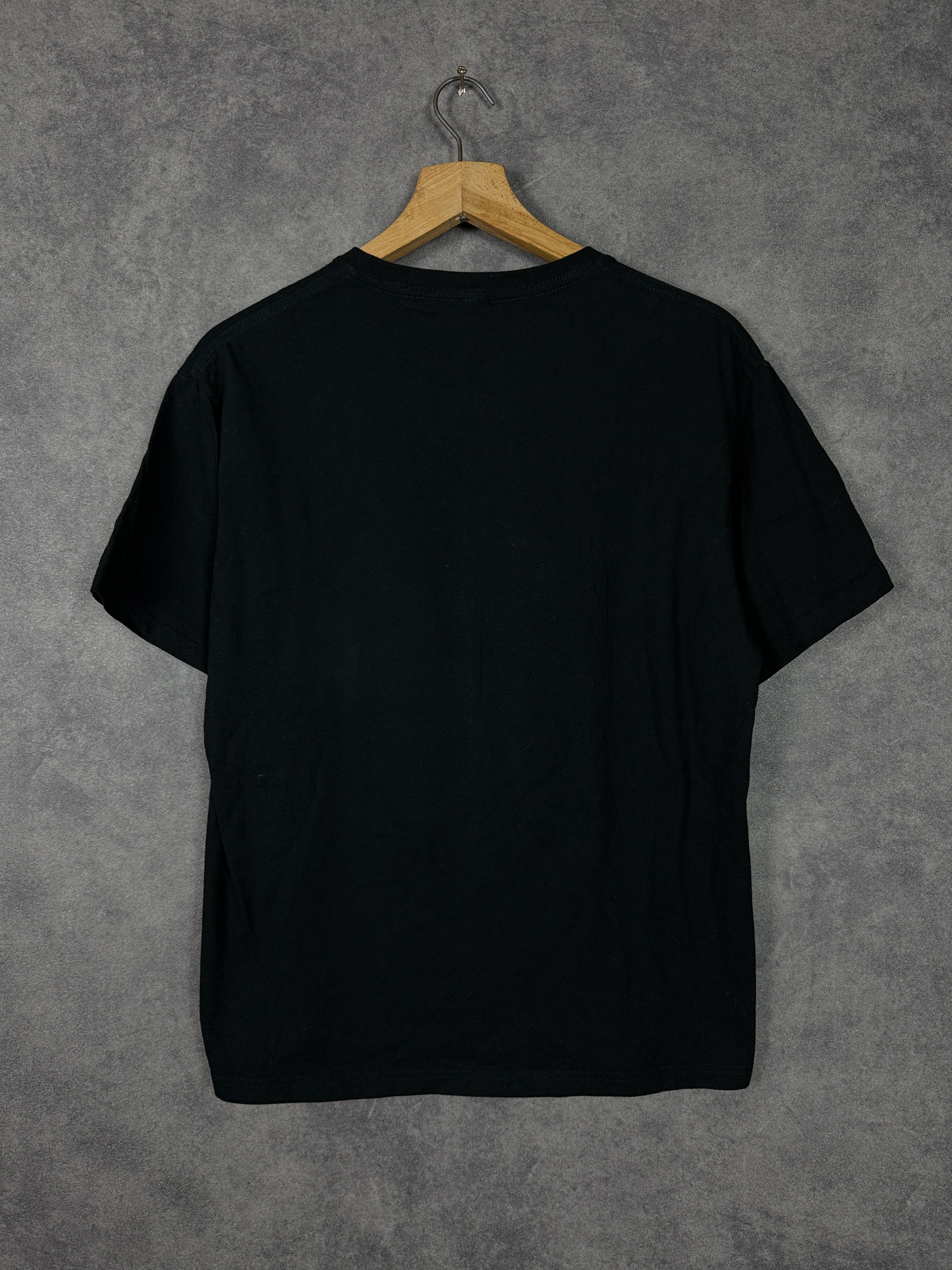Band Tees Taylor Swift concert t-shirt black big logo print spellout Size US M / EU 48-50 / 2 - 4 Thumbnail