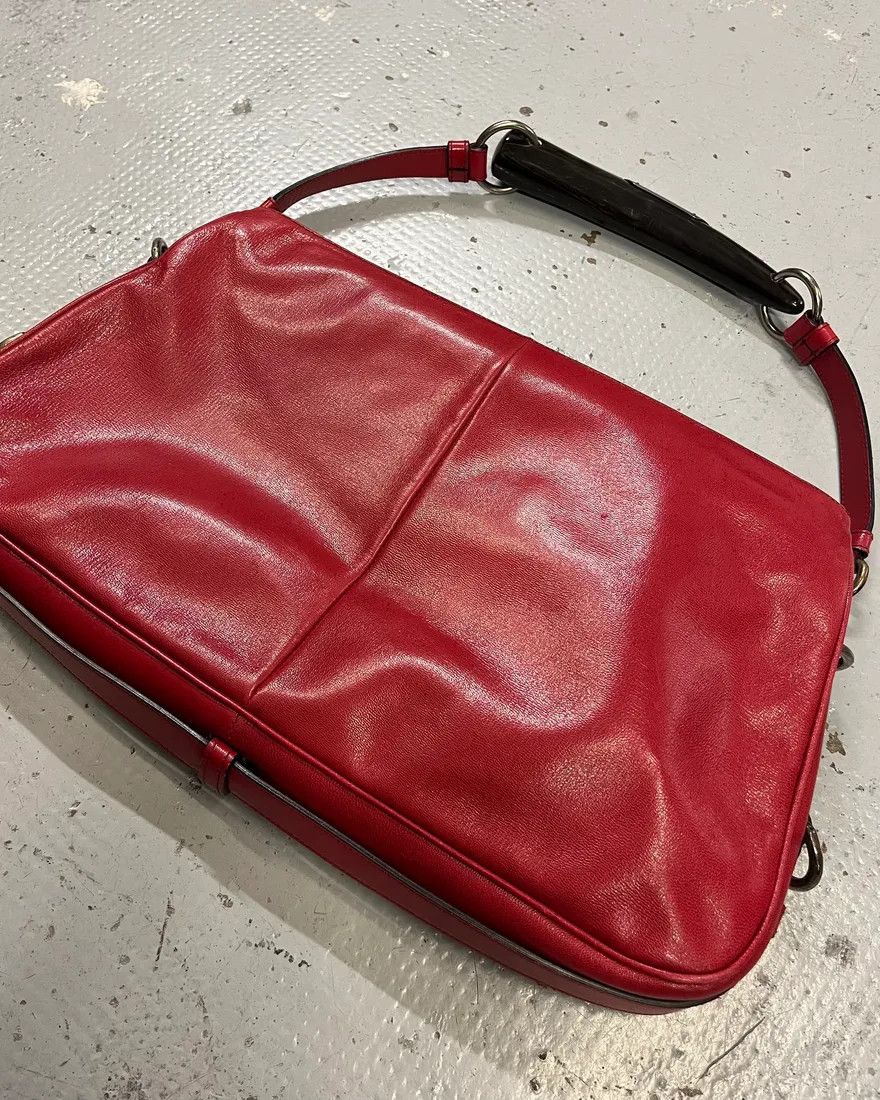 Yves Saint Laurent 2000s Yves Saint Laurent By Tom Ford Red Leather Mombasa Black Horn Handle Bag Size ONE SIZE - 4 Thumbnail