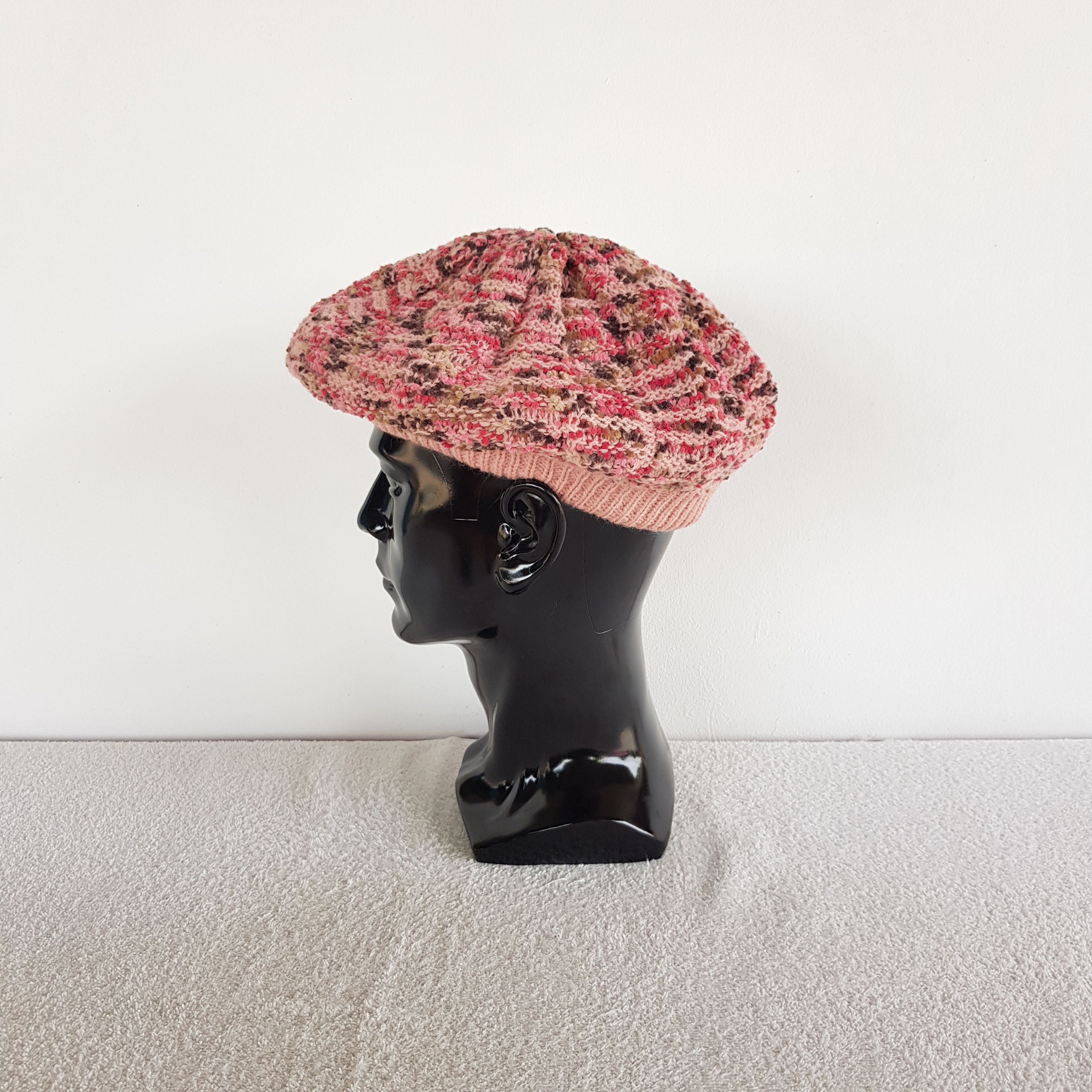 Japanese Brand Vintage Unknown Crochet Knit Barrett Beanie Snow Caps Hats Size ONE SIZE - 4 Thumbnail