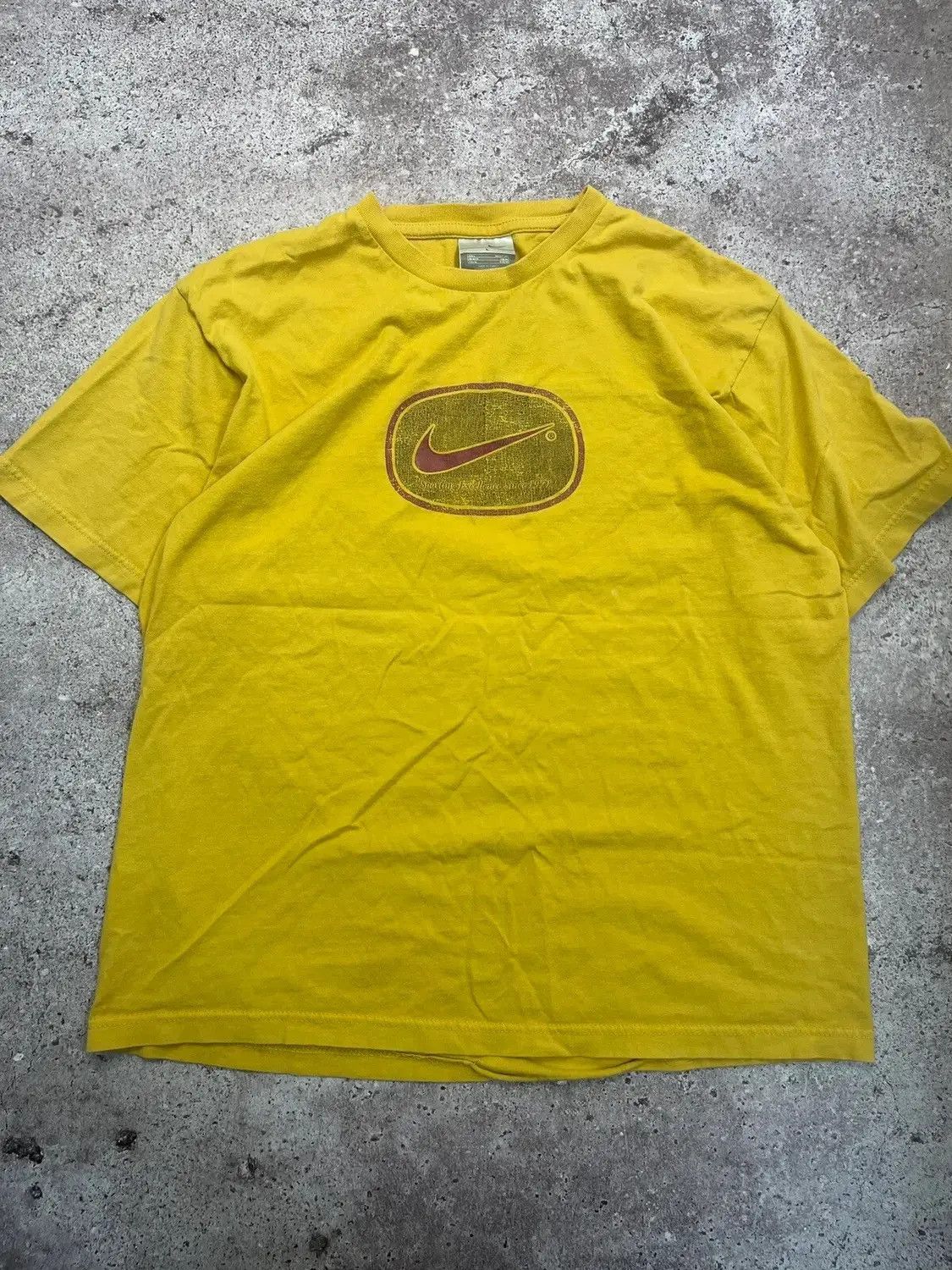 Nike × Vintage Vintage Nike Big Logo Brasil style T-shirt Size US L / EU 52-54 / 3 - 1 Thumbnail