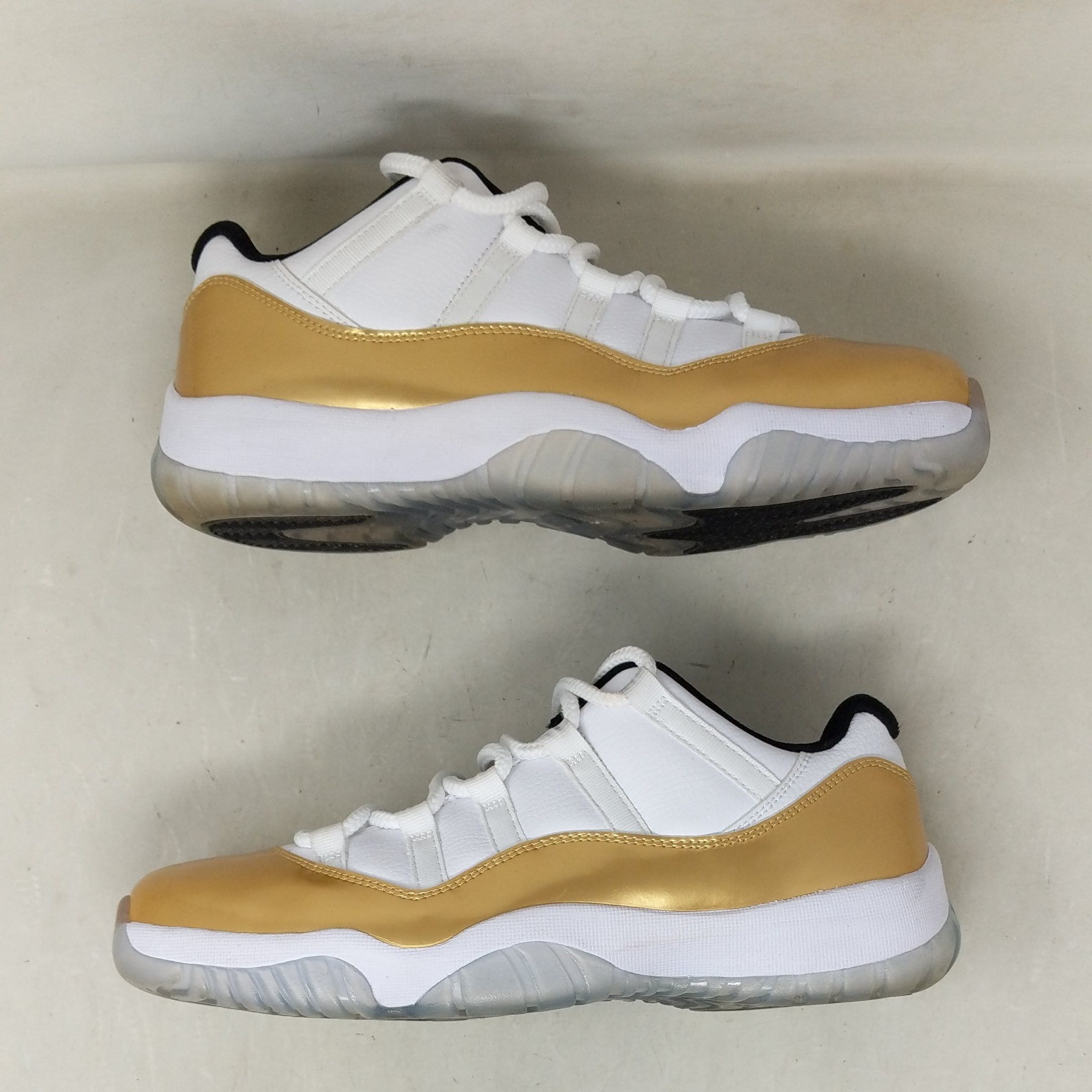 Air Jordan 11 Retro Low Closing Ceremony