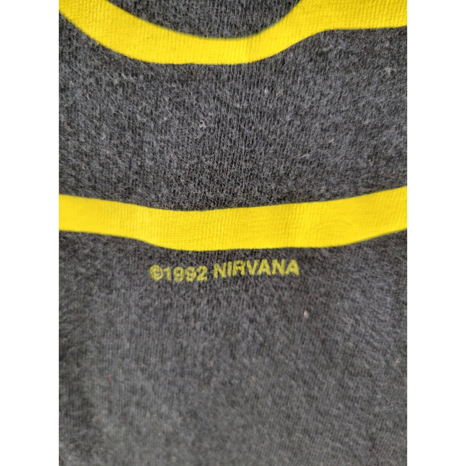 Tultex VINTAGE Nirvana Smiley Face T-shirt Black 1992 Large Mens 90s Grunge Rock Kurt Cobain Logo Size US L / EU 52-54 / 3 - 2 Thumbnail
