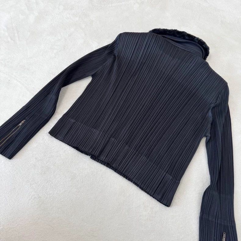 Issey Miyake Issey Miyake size:3 Black pleated coat Size XS / US 0-2 / IT 36-38 - 5 Thumbnail
