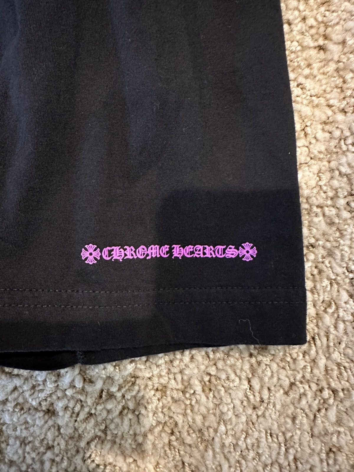 Chrome Hearts Chrome Hearts Pink Neck Logo T-Shirt Size US L / EU 52-54 / 3 - 4 Thumbnail