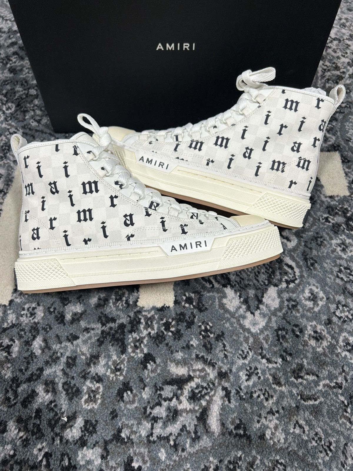 Amiri Old English Court Size 10US/43EU