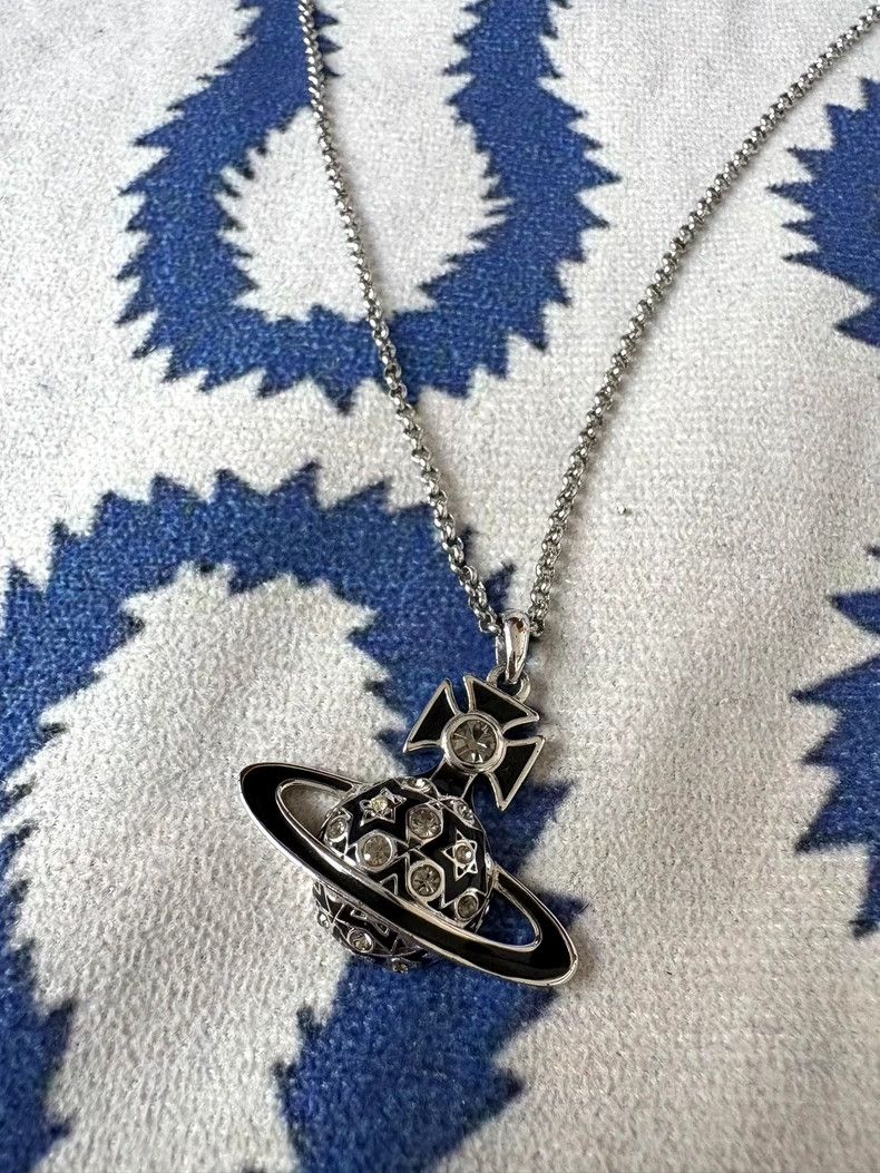 Vivienne Westwood Vivienne Westwood Vintage Black Star Flat Necklace Size ONE SIZE - 1 Thumbnail