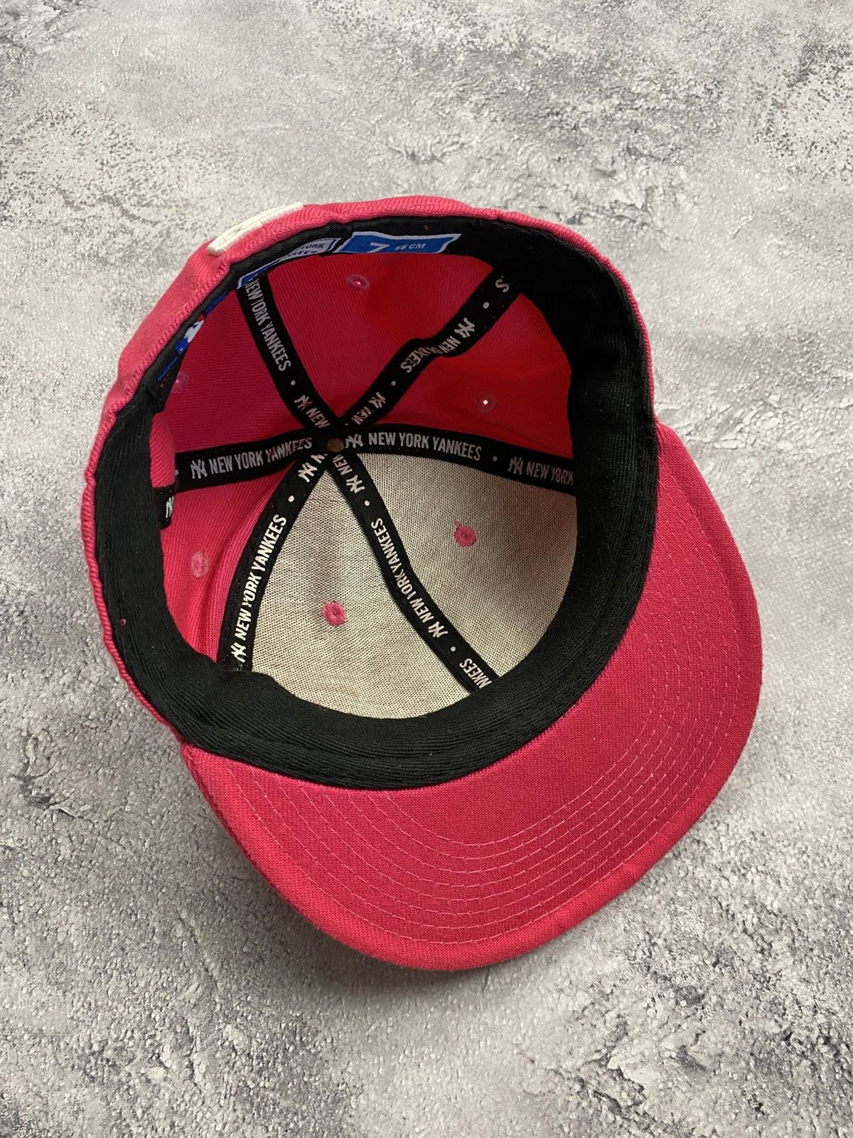 New York Yankees Vintage New York Yankees Cap Pink MLB Baseball Hat Y2K 90s Size ONE SIZE - 9 Thumbnail