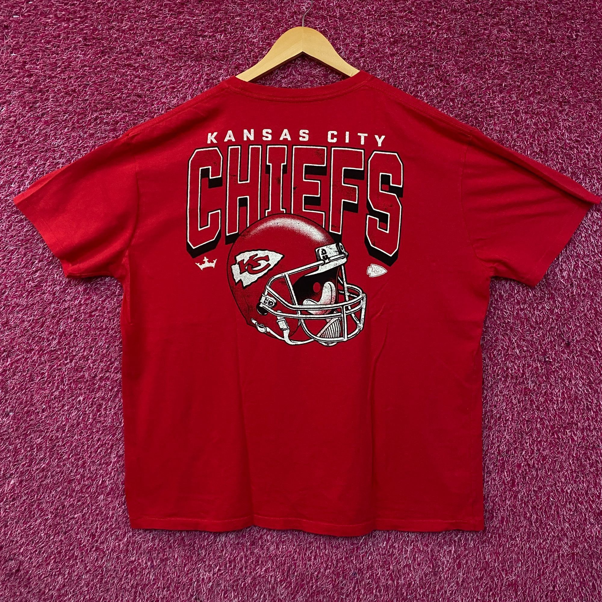 Junk Food Junk Food Kansas City Chiefs NFL Helmet Graphic T-Shirt 2XL Size US XXL / EU 58 / 5 - 1 Thumbnail