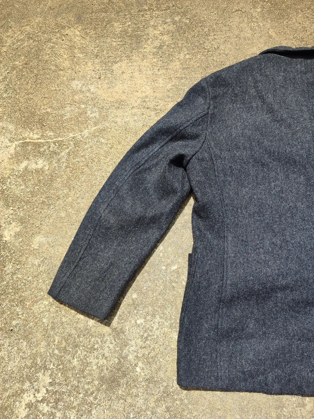 Calvin Klein Calvin Klein Wool Blend Jacket - 3-Button Blazer – Size 42R Size 42R - 8 Thumbnail