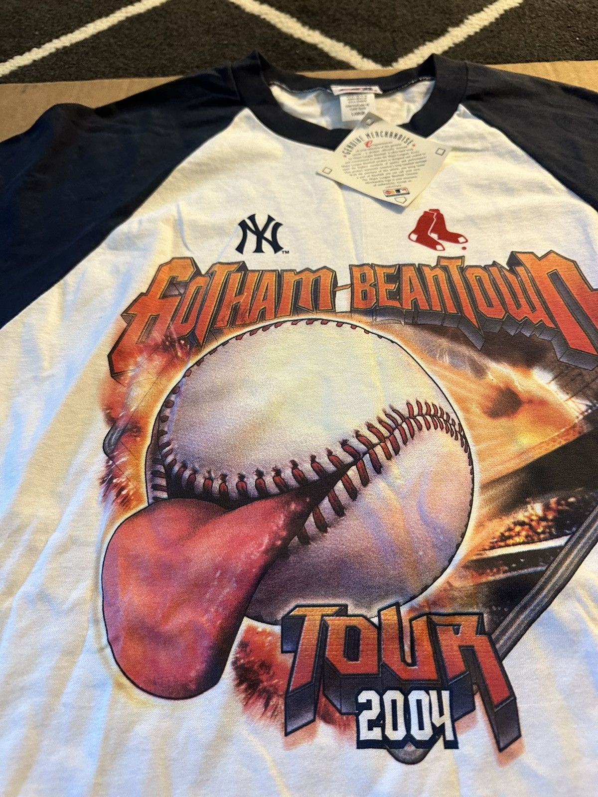 MLB × New York Yankees Gotham Beantown Tour 2004 3/4 sleeve shirt NWT Size US L / EU 52-54 / 3 - 2 Thumbnail