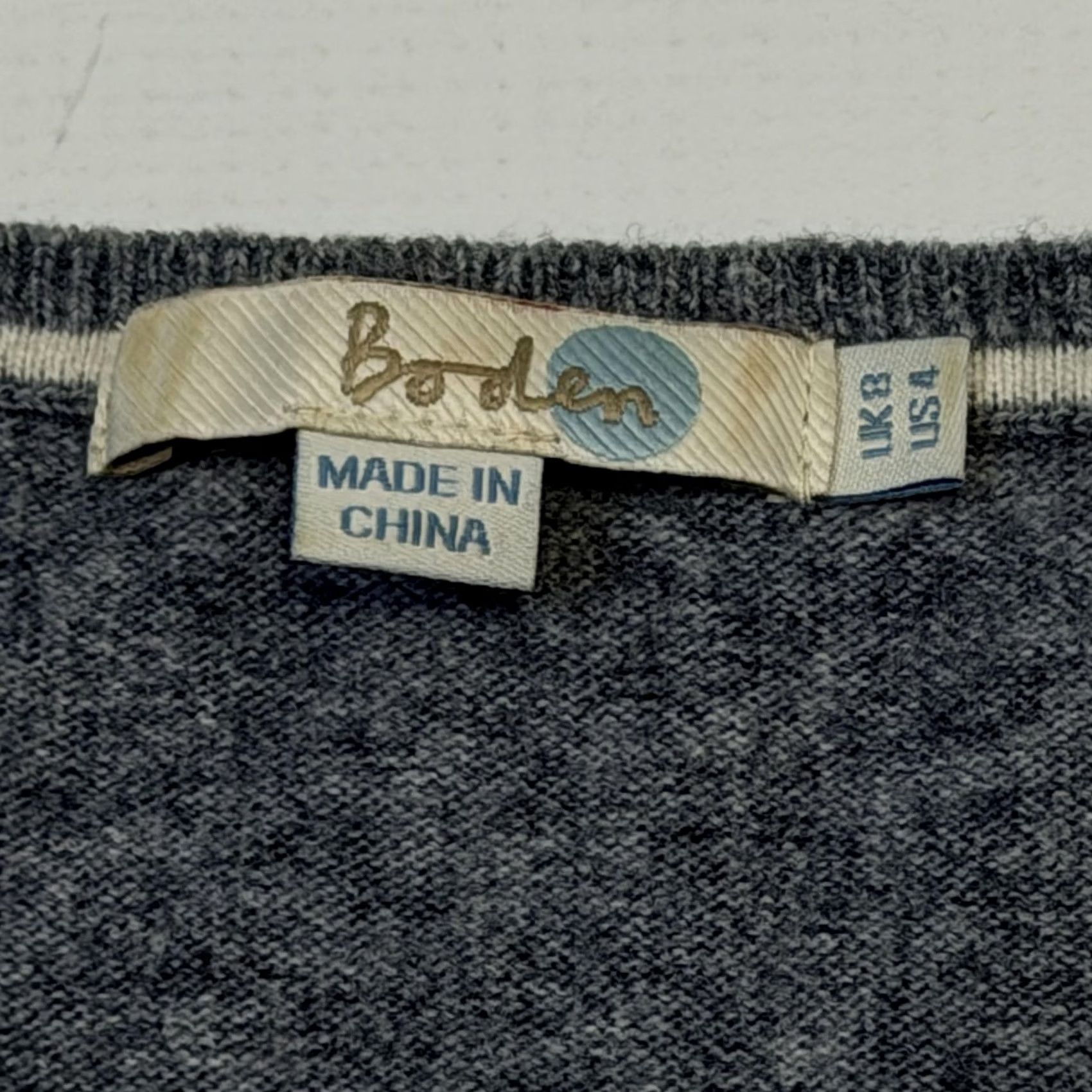 Boden VINTAGE Boden Sweater Womens Small Gray Polar Bear Intarsia Crewneck Soft Knit Pullover Size S / US 4 / IT 40 - 4 Thumbnail