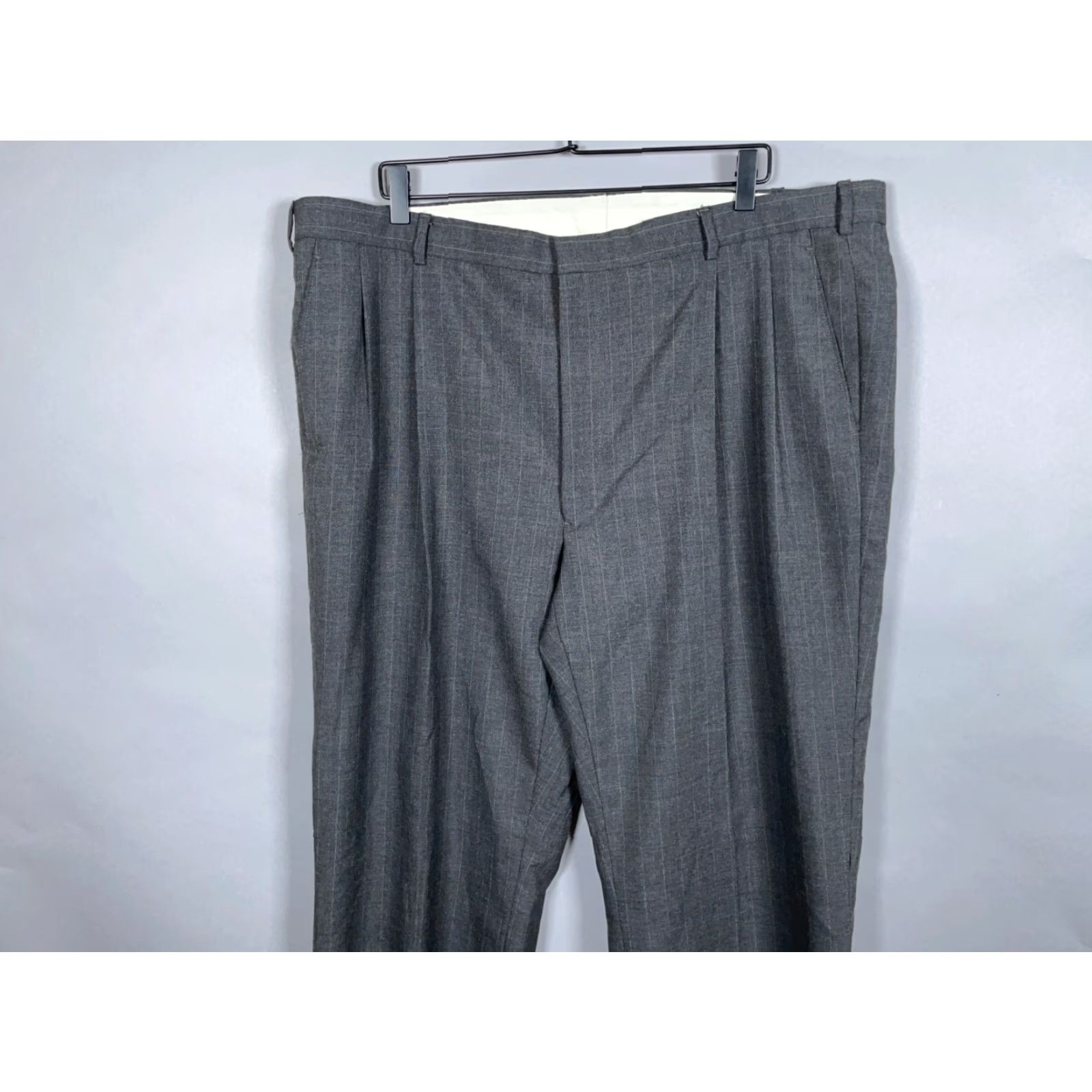 IDEA VINTAGE Wool Pleated Trousers Men's 42 x 28 (+2") Dark Gray Pinstripe Pants Ideal Zip Dress Pants Mens Regular Gray Wool Pinstripe 42 x 28 Inseam 28 Size US 42 / EU 58 - 3 Thumbnail