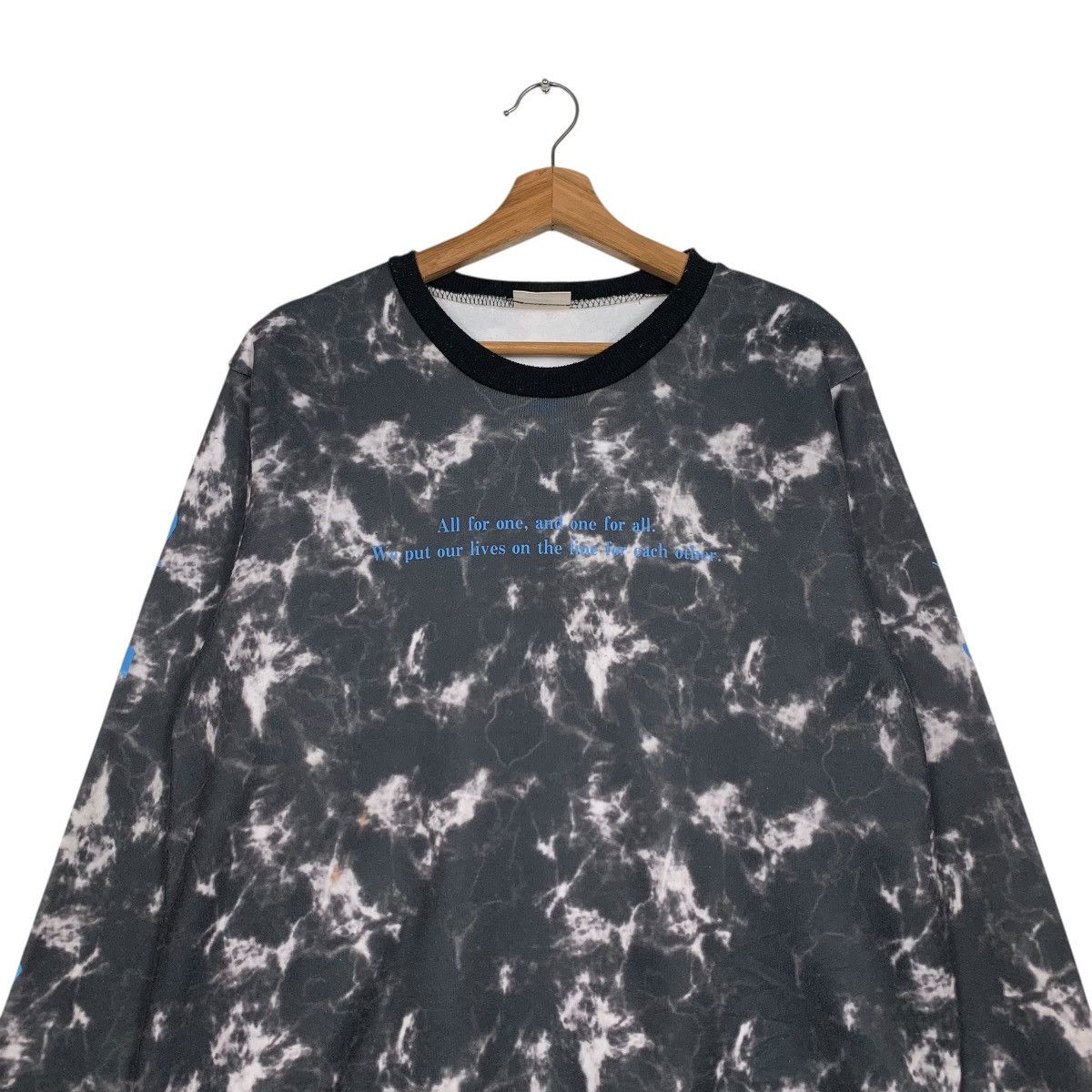 Japanese Brand TOKYO REVENGERS Tokyo Monji Gang Logo Sweatshirt #2227-C98 Size US L / EU 52-54 / 3 - 4 Thumbnail