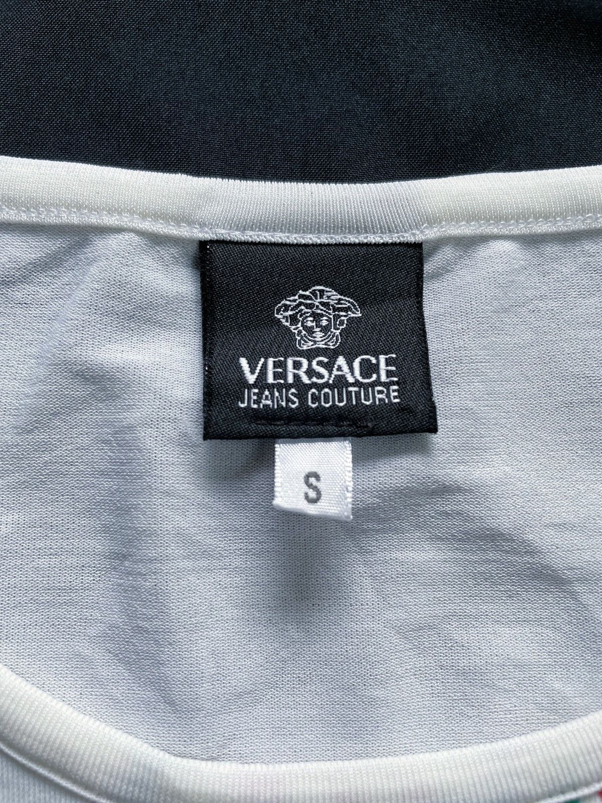 Versace VERSACE ART PRINTED TEE Size S / US 4 / IT 40 - 6 Thumbnail
