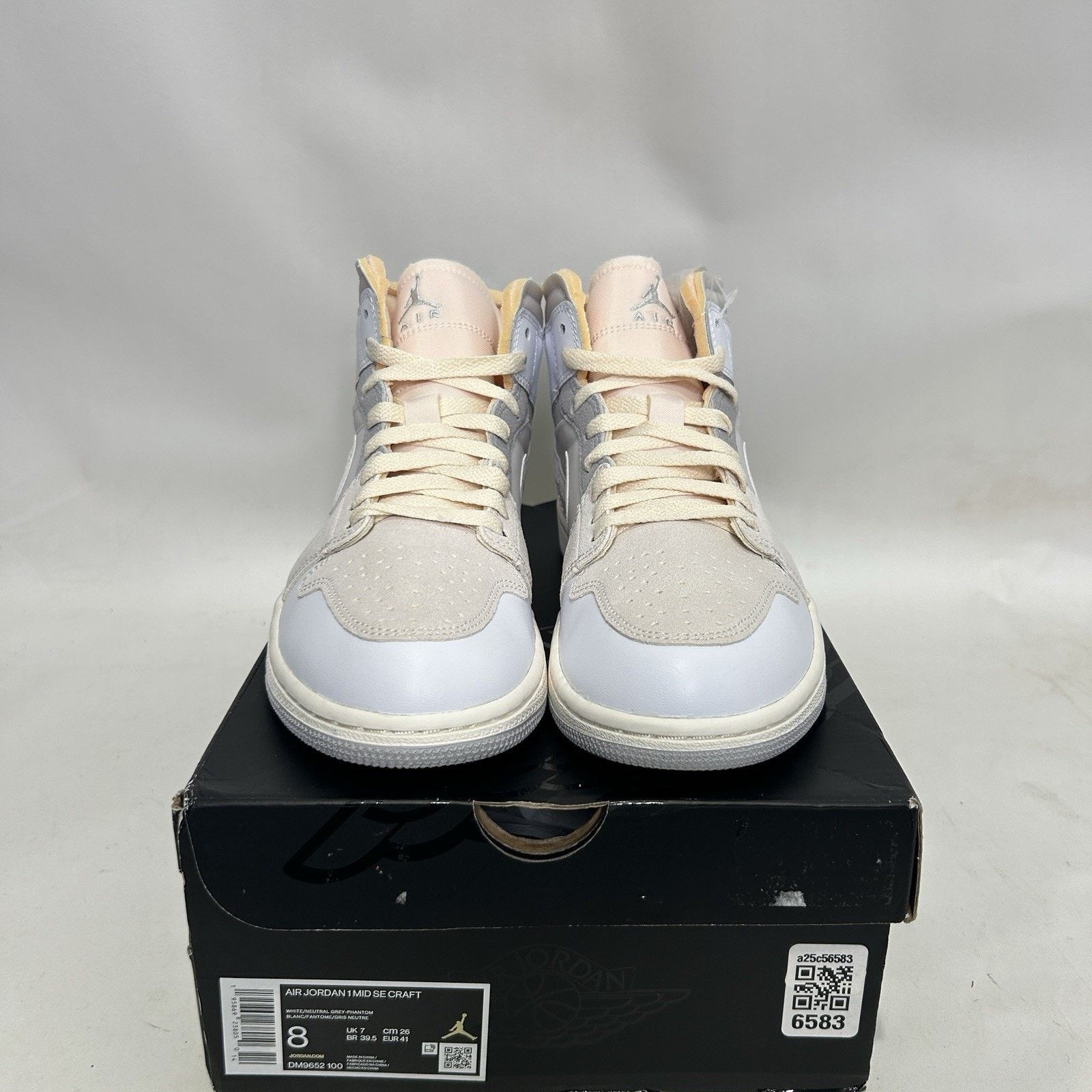 Jordan Brand Nike Air Jordan 1 Mid SE Craft “Inside Out/White Grey” Size US 8 / EU 41 - 2 Thumbnail