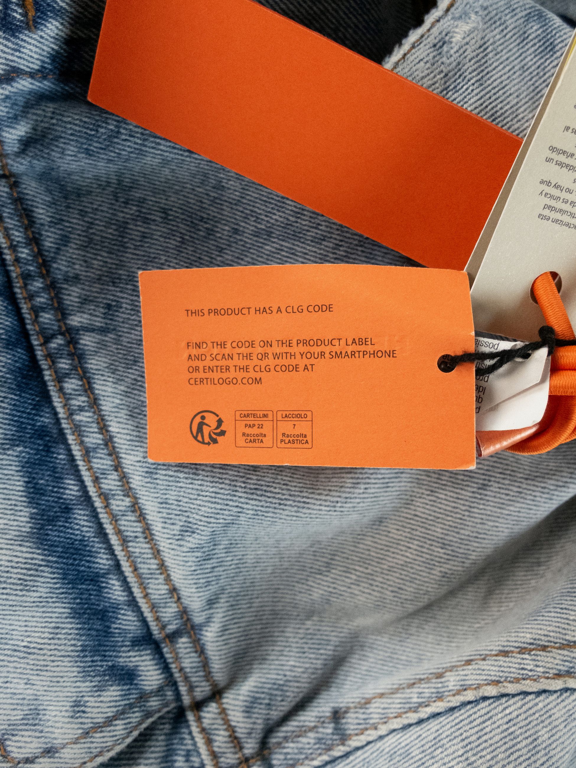 Heron Preston HERON PERSTON blue distressed paint splatter denim jacket L Size US L / EU 52-54 / 3 - 12 Thumbnail