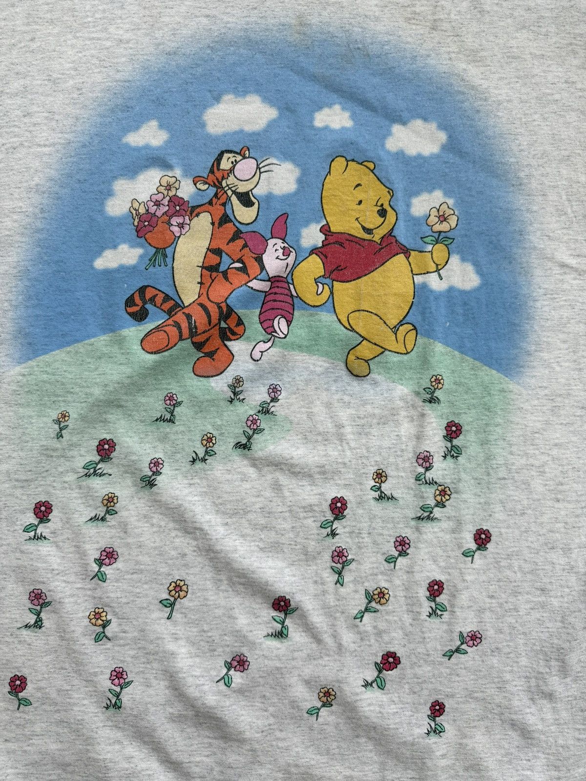 Disney Vintage Winnie the Pooh Tigger Piglet Flower Sleep Shirt Size L / US 10 / IT 46 - 3 Thumbnail