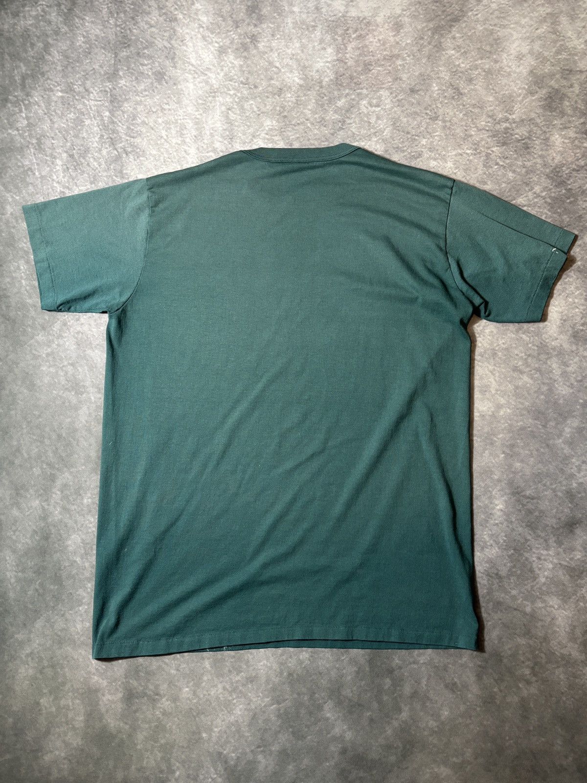 Vintage 80s Vintage Blank Tee Sun Faded Bleach Thrashed 90s Forrest Size US XL / EU 56 / 4 - 7 Thumbnail