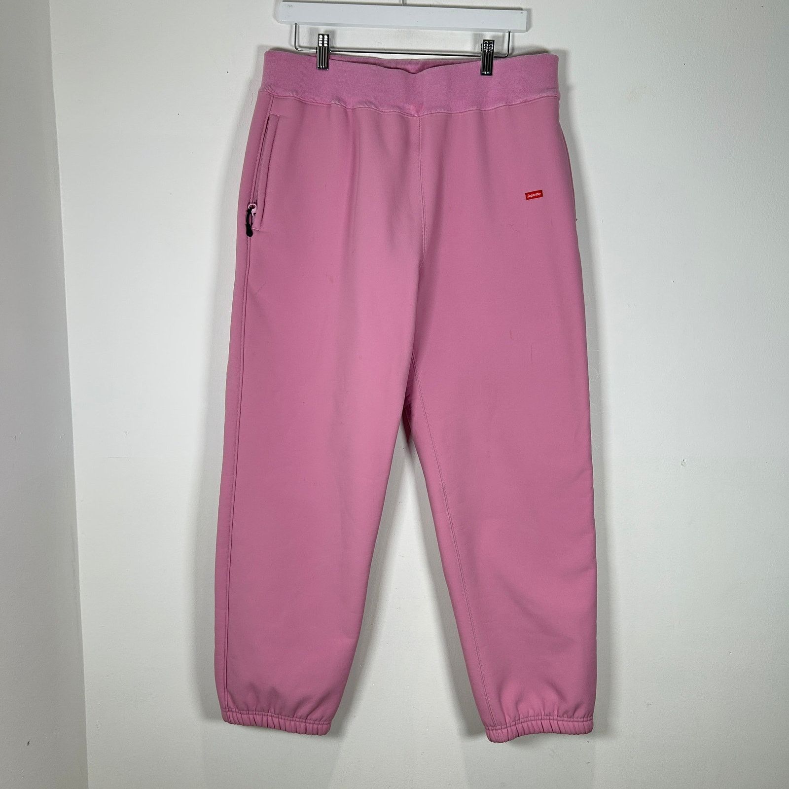 Supreme Supreme Windstopper Pink Pants Size M Size US 32 / EU 48 - 1 Thumbnail
