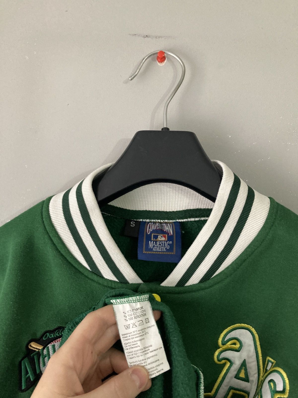 Majestic Vintage majestic oakland athletics mlb bomber varsity jacket Size US S / EU 44-46 / 1 - 7 Thumbnail