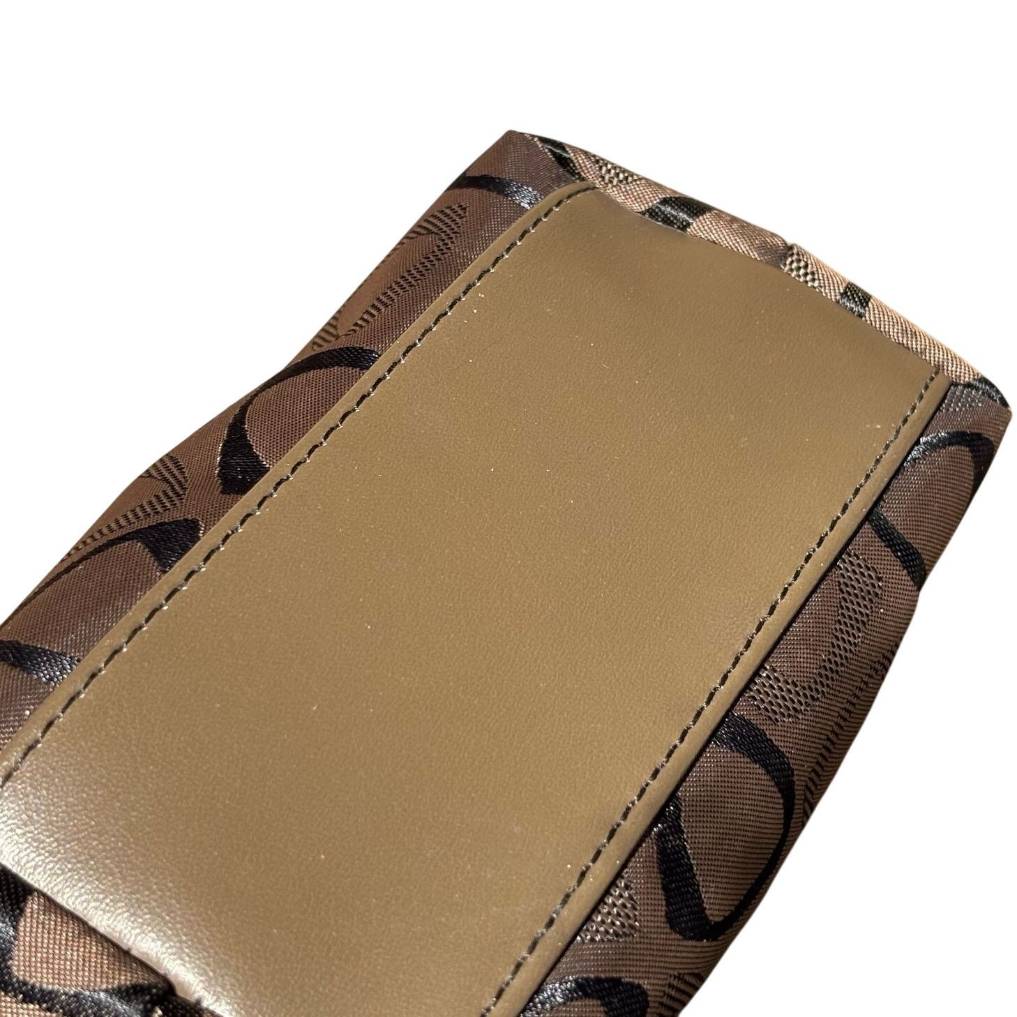 Liz Claiborne Brown Liz Claiborne Makeup Bag Size ONE SIZE - 7 Thumbnail