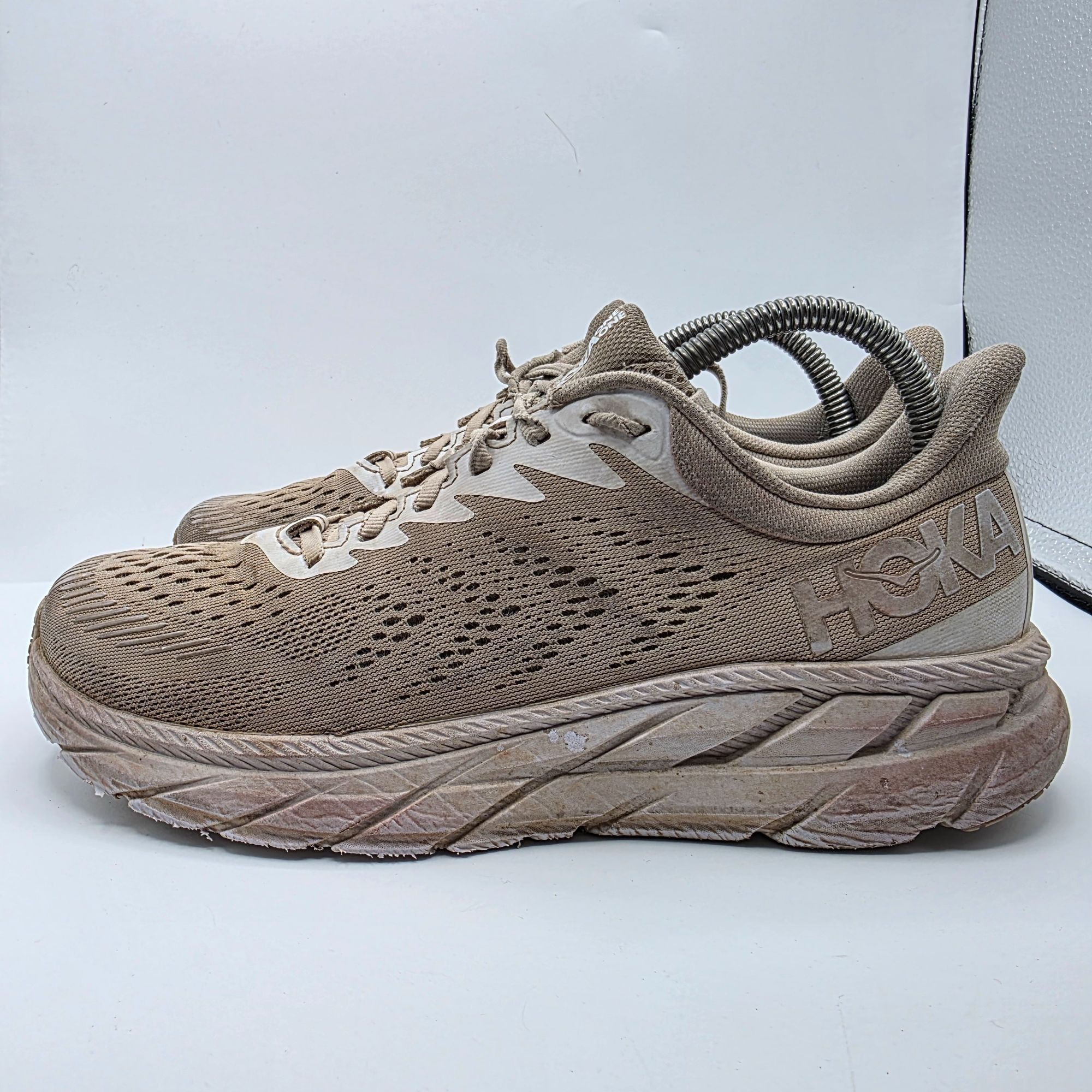Hoka Hoka One One Clifton 7 Womens Size 9.5 White Sneaker Shoes A Size US 9.5 / IT 39.5 - 13 Thumbnail