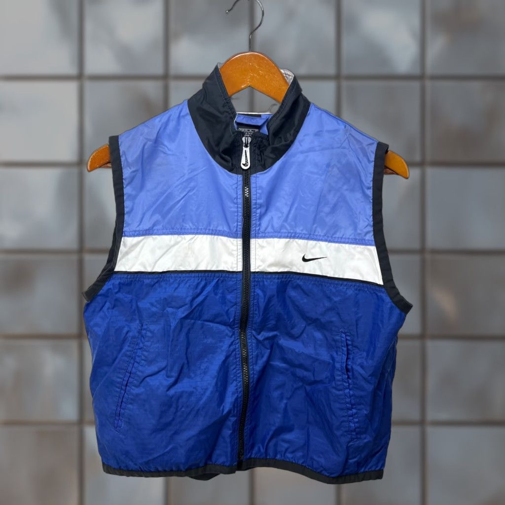 Nike VINTAGE Nike Windbreaker Vest Full Zip Hooded M Womens 90s Blue Logo Nylon Softshell Mid-Length Jacket/Coat - Timberland Weathergear Size M / US 6-8 / IT 42-44 - 1 Thumbnail