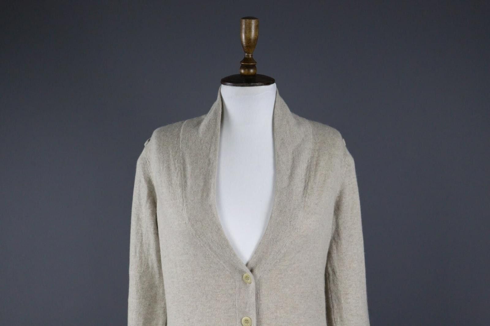 Designer FFC Tan Cashmere V-Neck Cuff Button Front Cardigan Size M Size M / US 6-8 / IT 42-44 - 2 Thumbnail