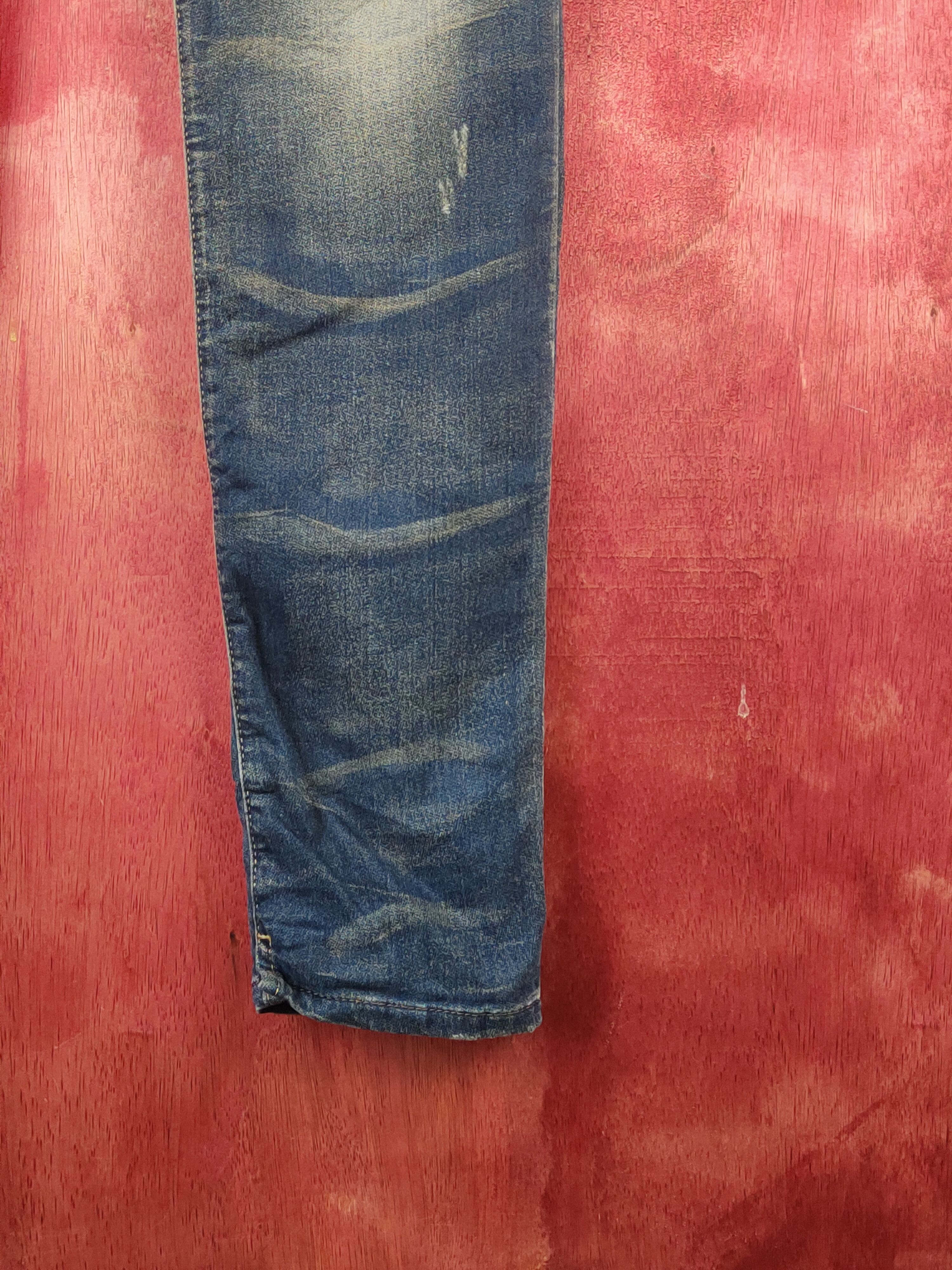 Diesel Diesel Dark Blue Faded Distressed Ripped Jeans #S2354 Size 26" / US 2 / IT 38 - 7 Thumbnail