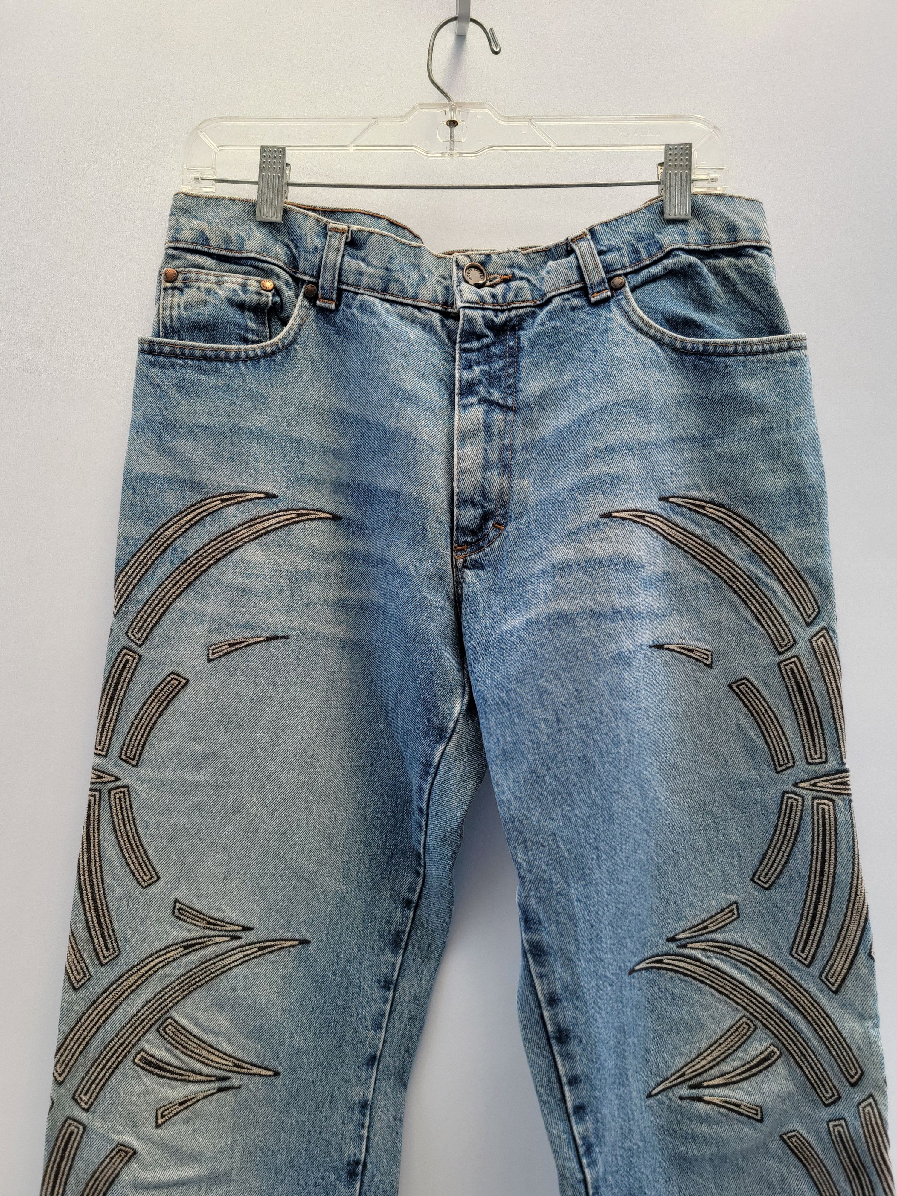 Roberto Cavalli Roberto Cavalli Vintage Y2K Tribal Embroidered Jean Size W32 Size US 32 / EU 48 - 3 Thumbnail