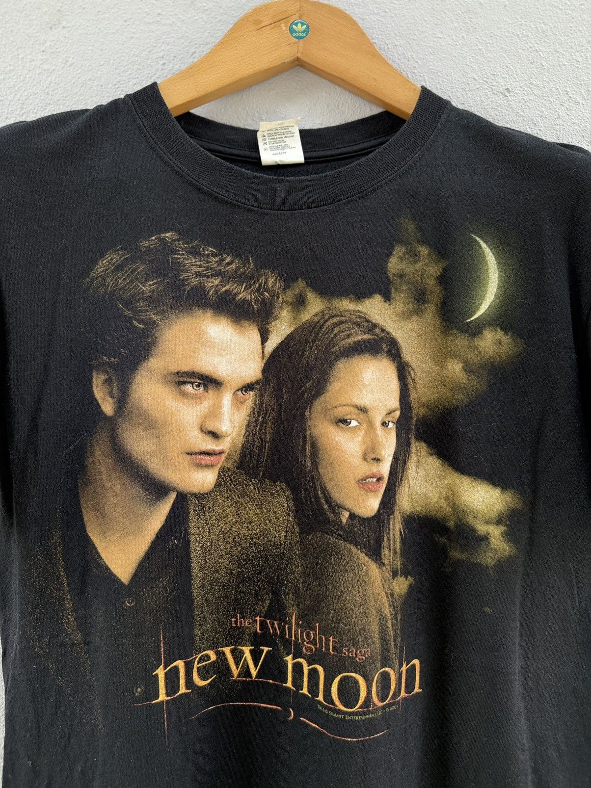 Expert Horror Vintage Movie The Twilight Saga New Moon Faded Tee Size US M / EU 48-50 / 2 - 2 Thumbnail