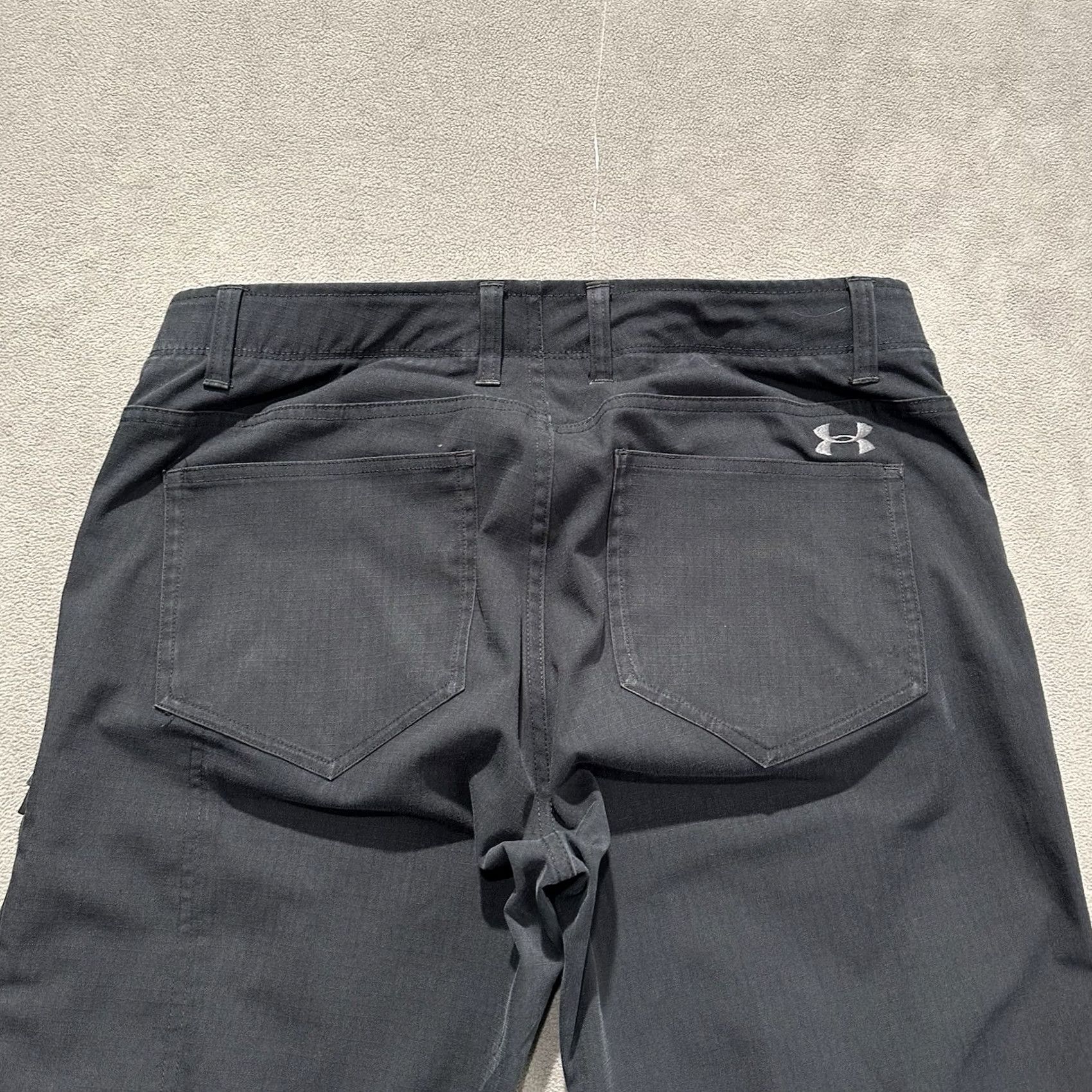 Under Armour Under Armour Mens Pants 34x30 Black Storm Tactical Utility Ripstop GUC (35x28) Size US 34 / EU 50 - 4 Thumbnail