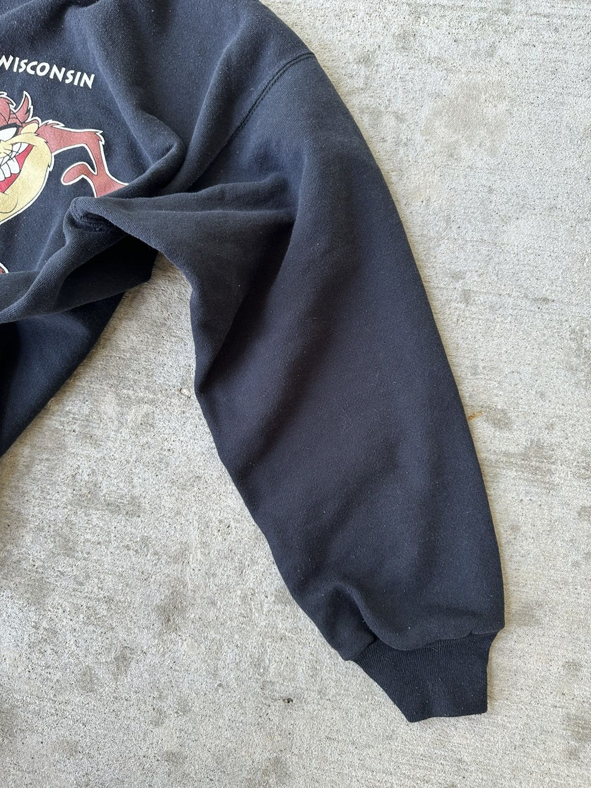Vintage 90s Taz Wisconsin Graphic Sweatshirt Size US XL / EU 56 / 4 - 3 Thumbnail