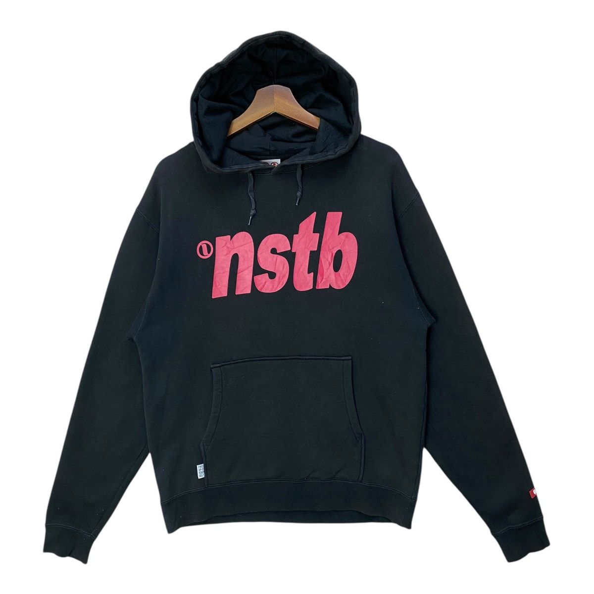 Japanese Brand Vintage Nesta Brand Hoodie Big Spellout Pullover Size S Size US S / EU 44-46 / 1 - 1 Thumbnail