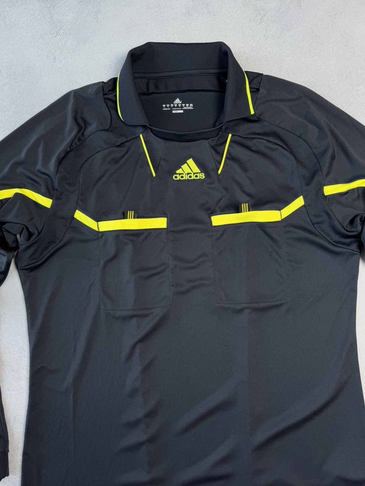 Adidas Referee 2010 Shirt Football Soccer Jersey Adidas Formotion Size US XL / EU 56 / 4 - 3 Thumbnail