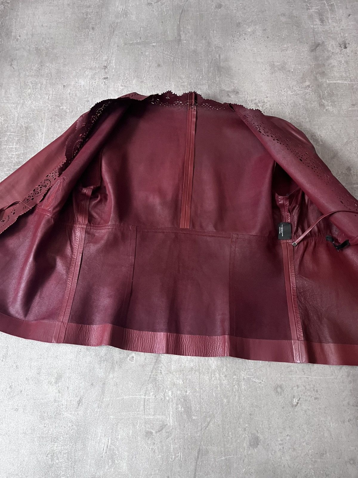 Gucci Gucci by Tom Ford leather jacket Laser cut edging 3/4 sleeve Size L / US 10 / IT 46 - 14 Thumbnail