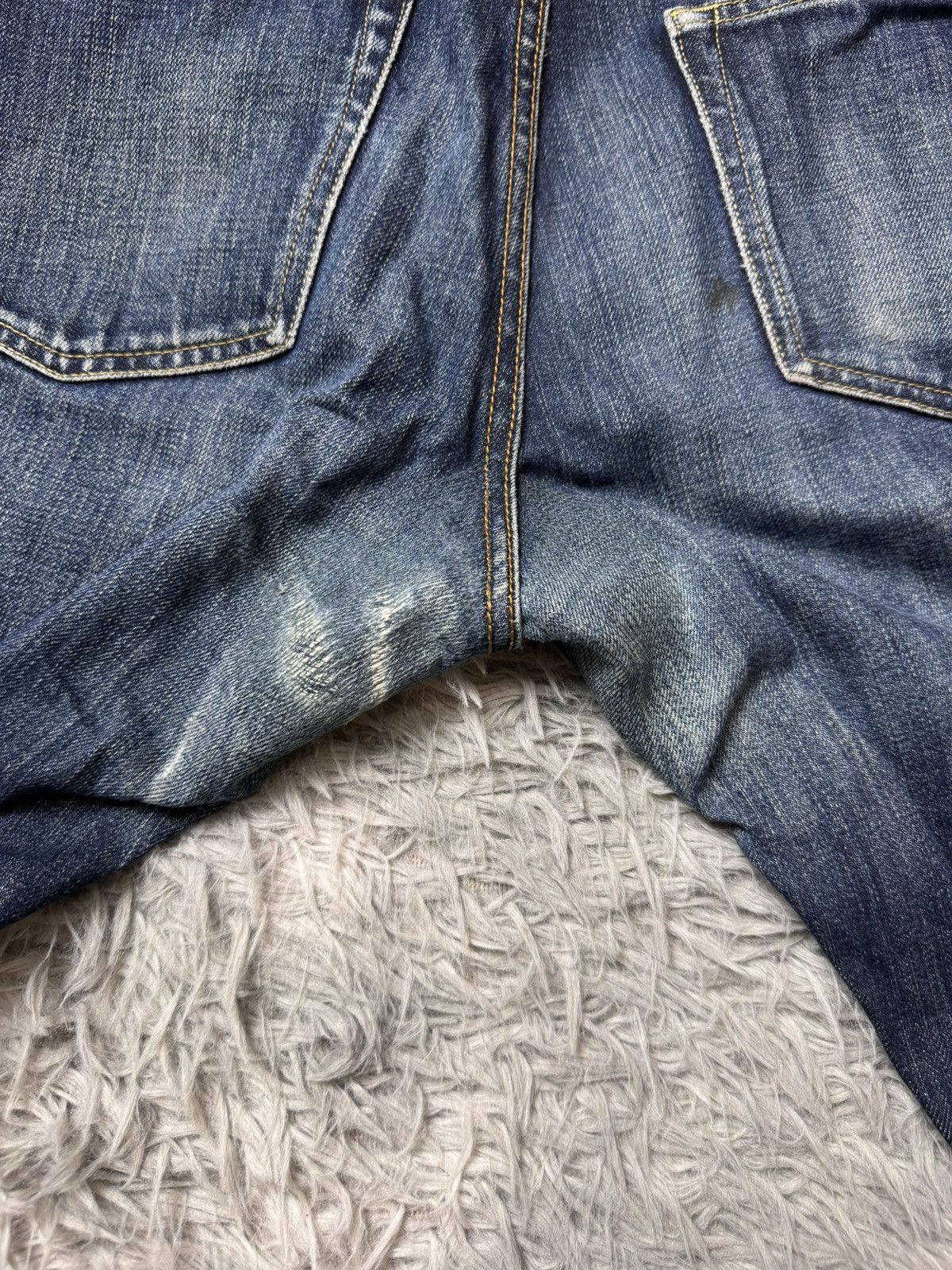 Uniqlo Uniqlo Jeans Straight Cut Size US 34 / EU 50 - 8 Thumbnail