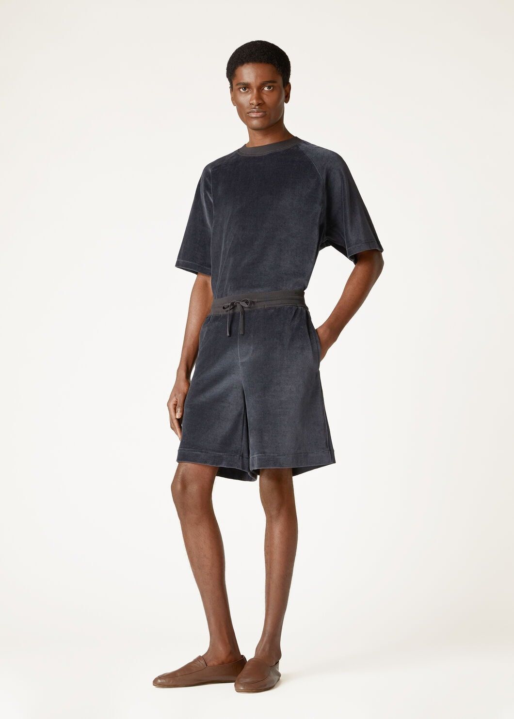 Loro Piana o1w1db10725 FAO5386 Duggia T-Shirt in Dark Grey Size US S / EU 44-46 / 1 - 2 Thumbnail