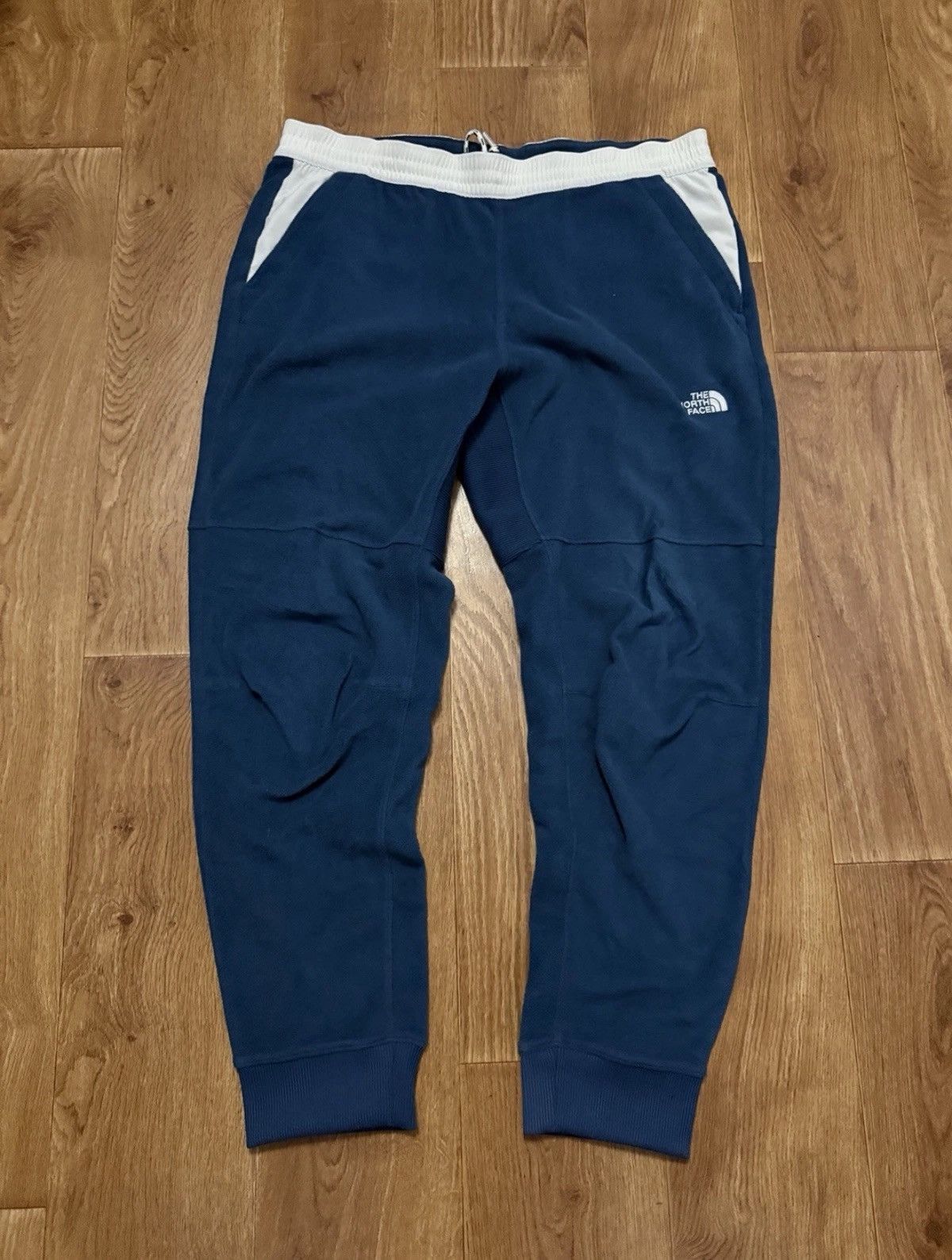 The North Face The North Face Fleece Pants Jogger Trapered Sz L Size US 34 / EU 50 - 1 Thumbnail