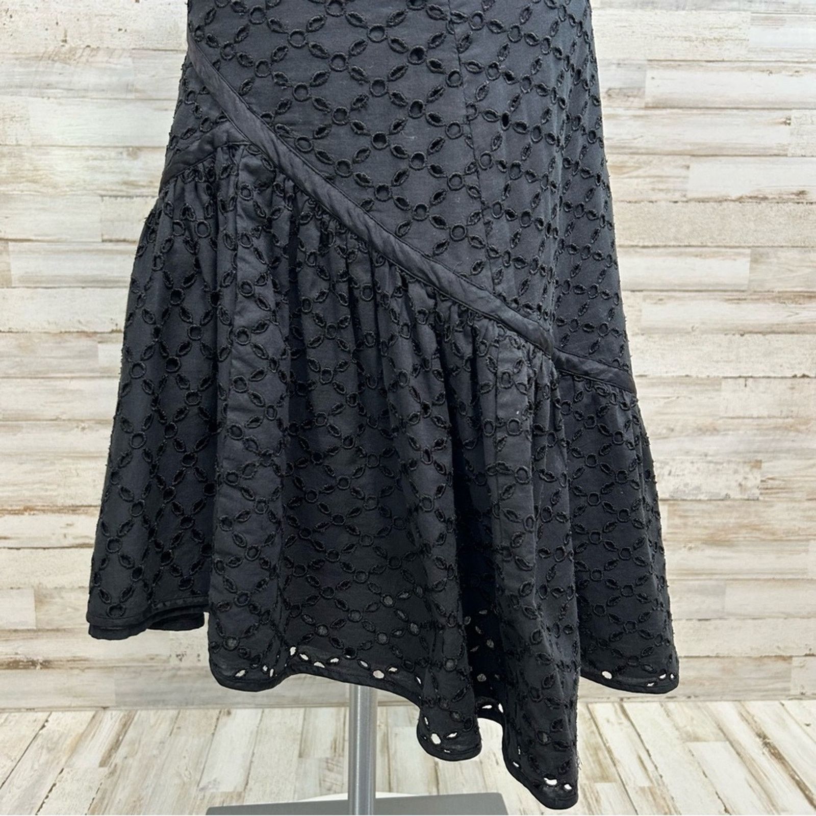 Max Mara Maxmara Weekend Eyelet Ruffle Asymmetric Skirt Size M Black Size 30" / US 8 / IT 44 - 7 Thumbnail