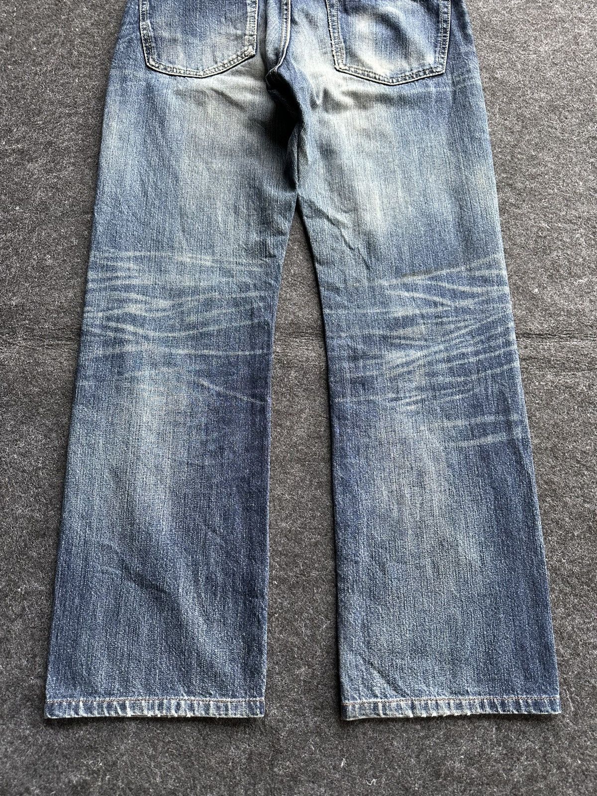 Uniqlo Uniqlo S002 Kaihara Faded Washed Vintage Denim D412 Size US 32 / EU 48 - 5 Thumbnail