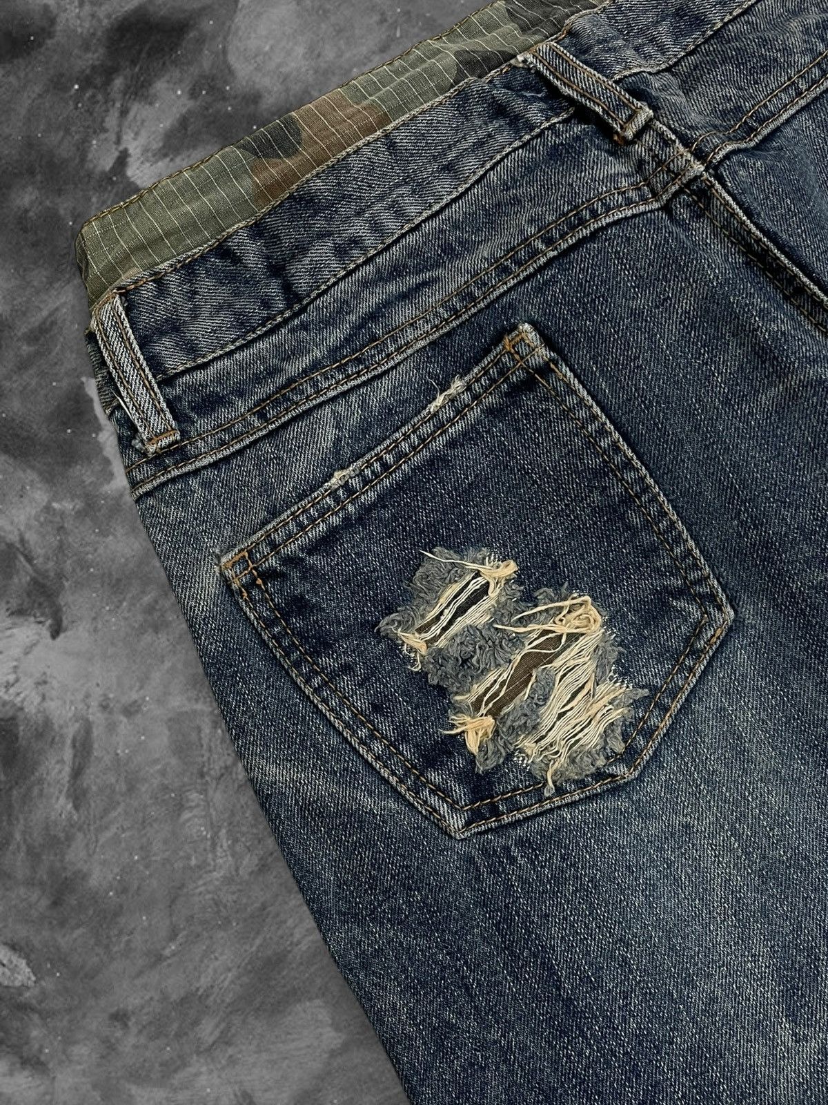 Japanese Brand Vintage 1990s Japan Co&Lu Double Waist War Distressed Denim Size US 30 / EU 46 - 13 Thumbnail