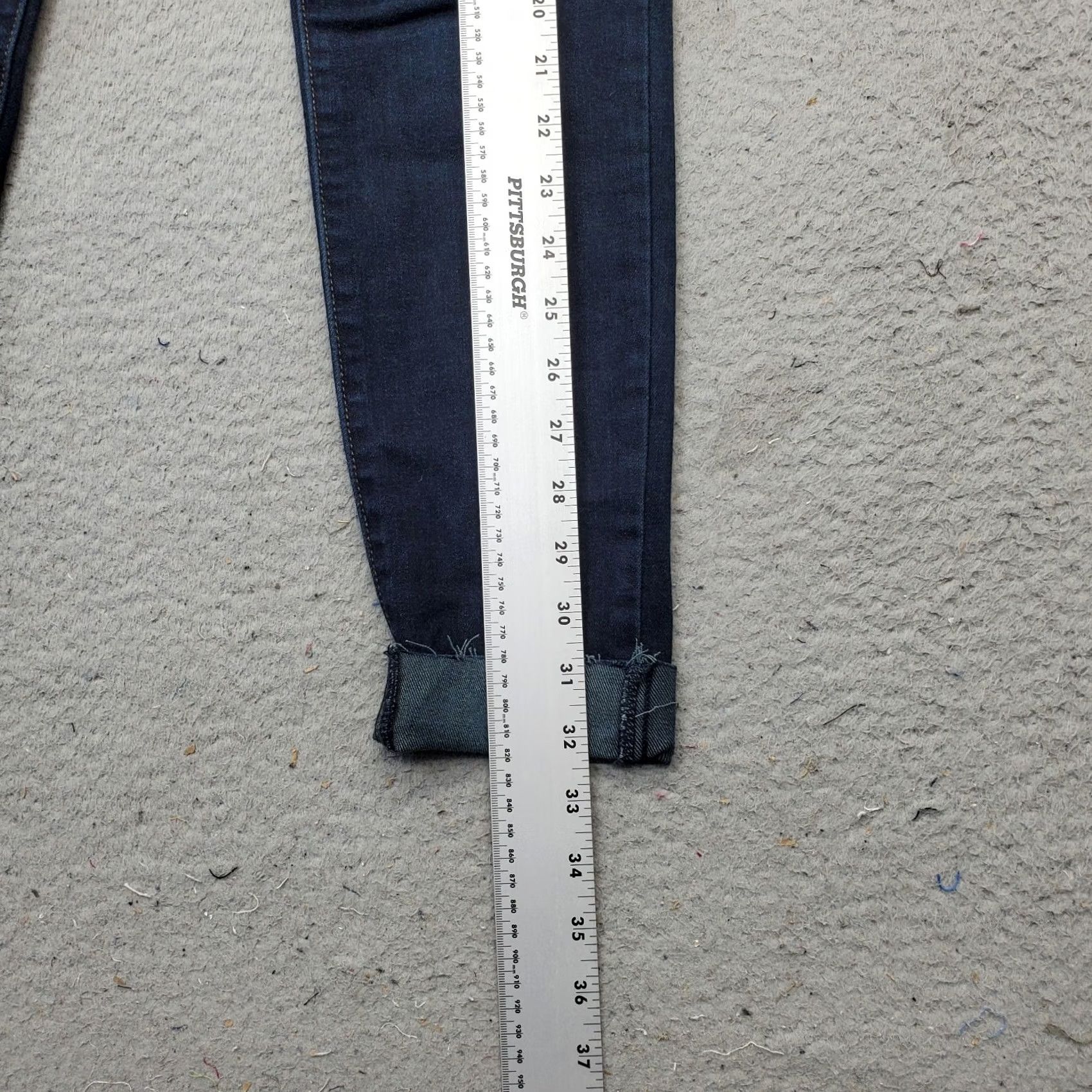 American Eagle Outfitters American Eagle Outfitters Jegging Jeans Women 4 Blue Denim Cotton Stretch Cuffed Jeans 4 Women Blue Denim Cotton Stretch Cuffed Size 27" / US 4 / IT 40 - 3 Thumbnail