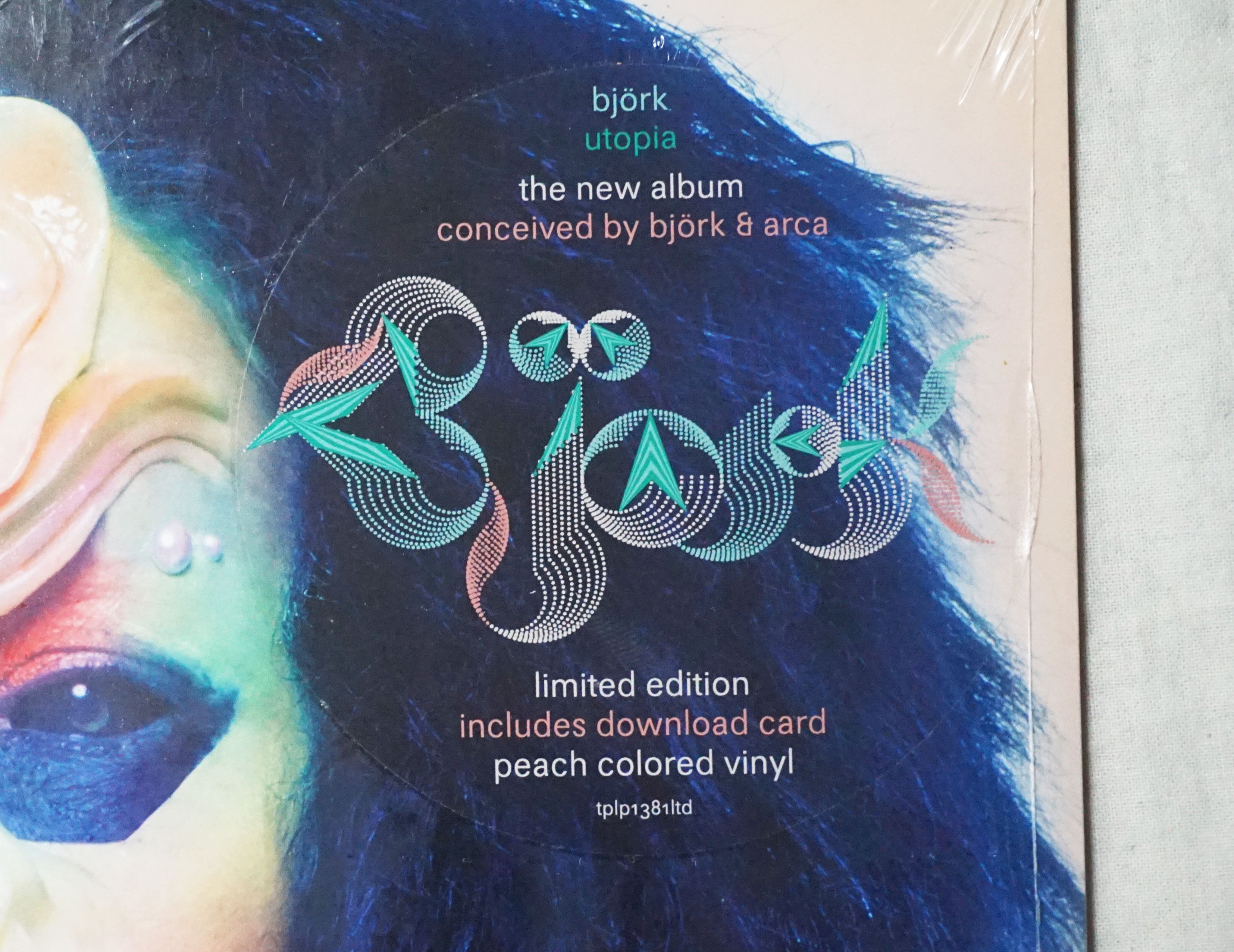Vintage Björk "Utopia" Limited Edition Vinyl Size ONE SIZE - 2 Thumbnail
