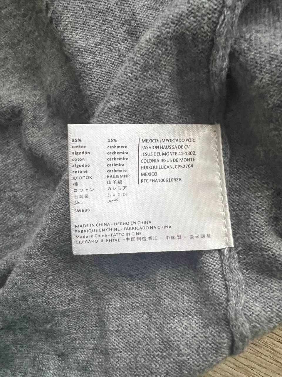 Suitsupply SUITSUPPLY Cotton Cashmere Grey V-Neck Cardigan Size US S / EU 44-46 / 1 - 9 Thumbnail